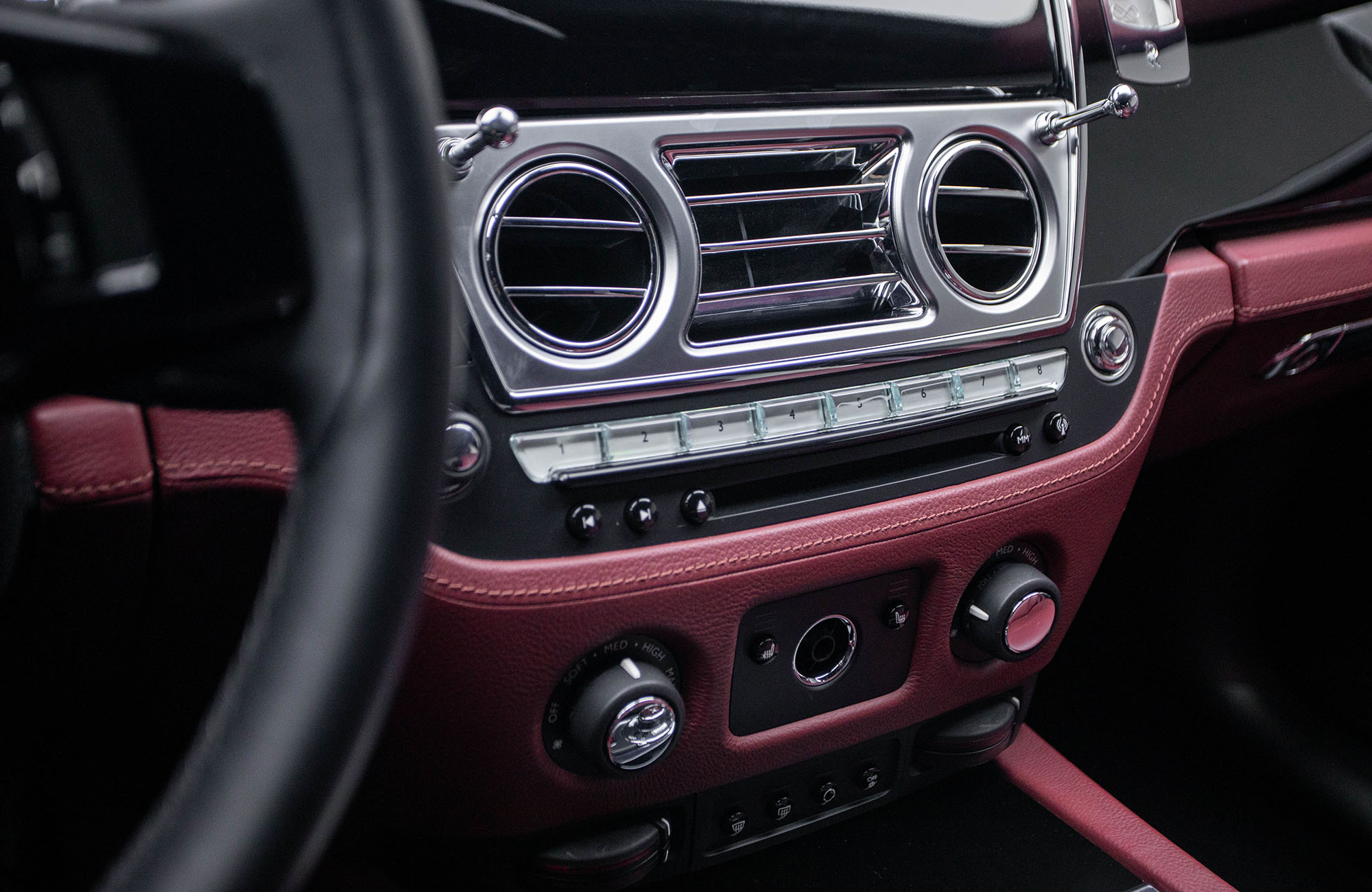 Rolls-Royce Ghost 2011 car image #18