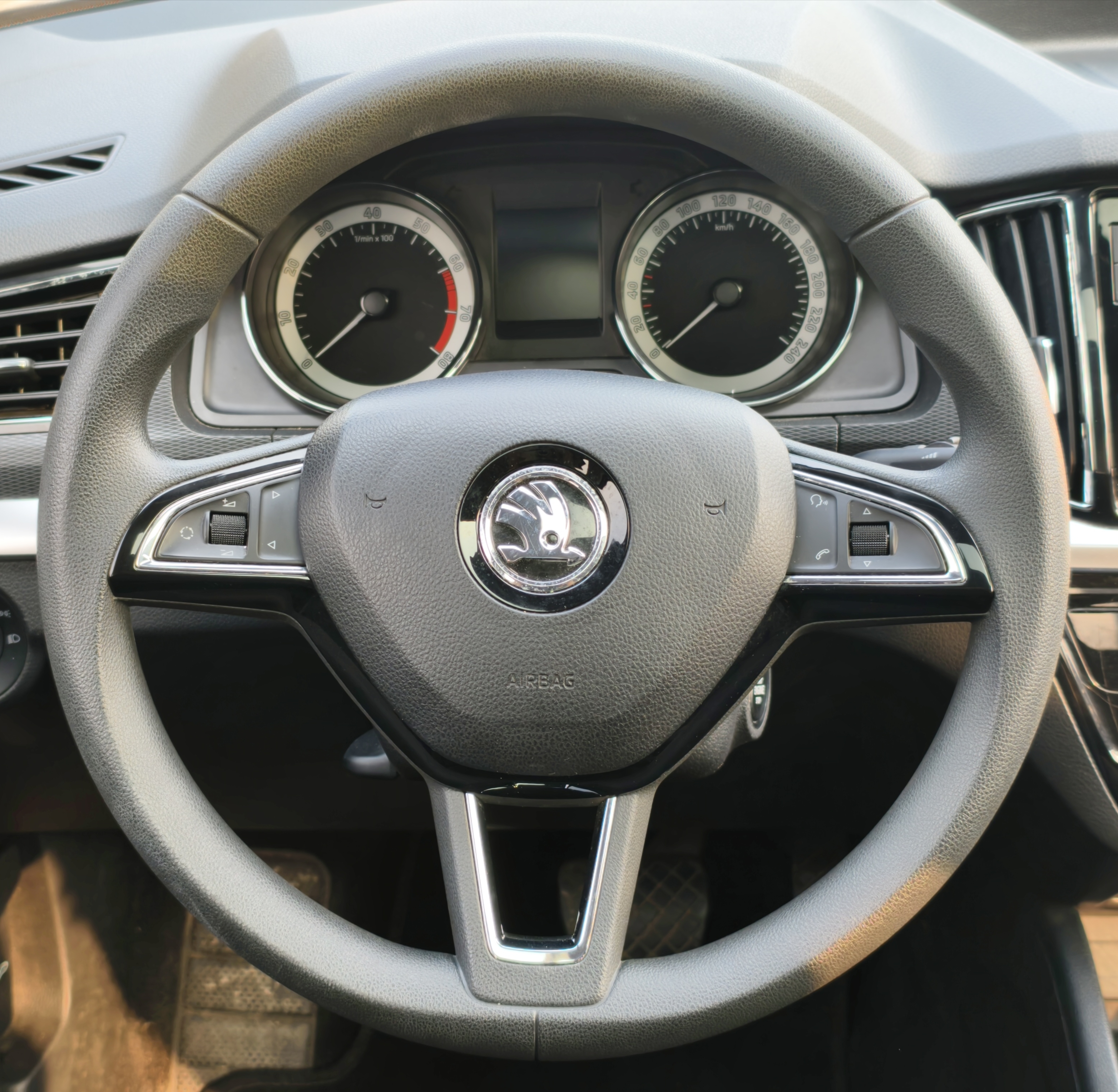 Skoda Kamiq 2020 imagem de carro #18