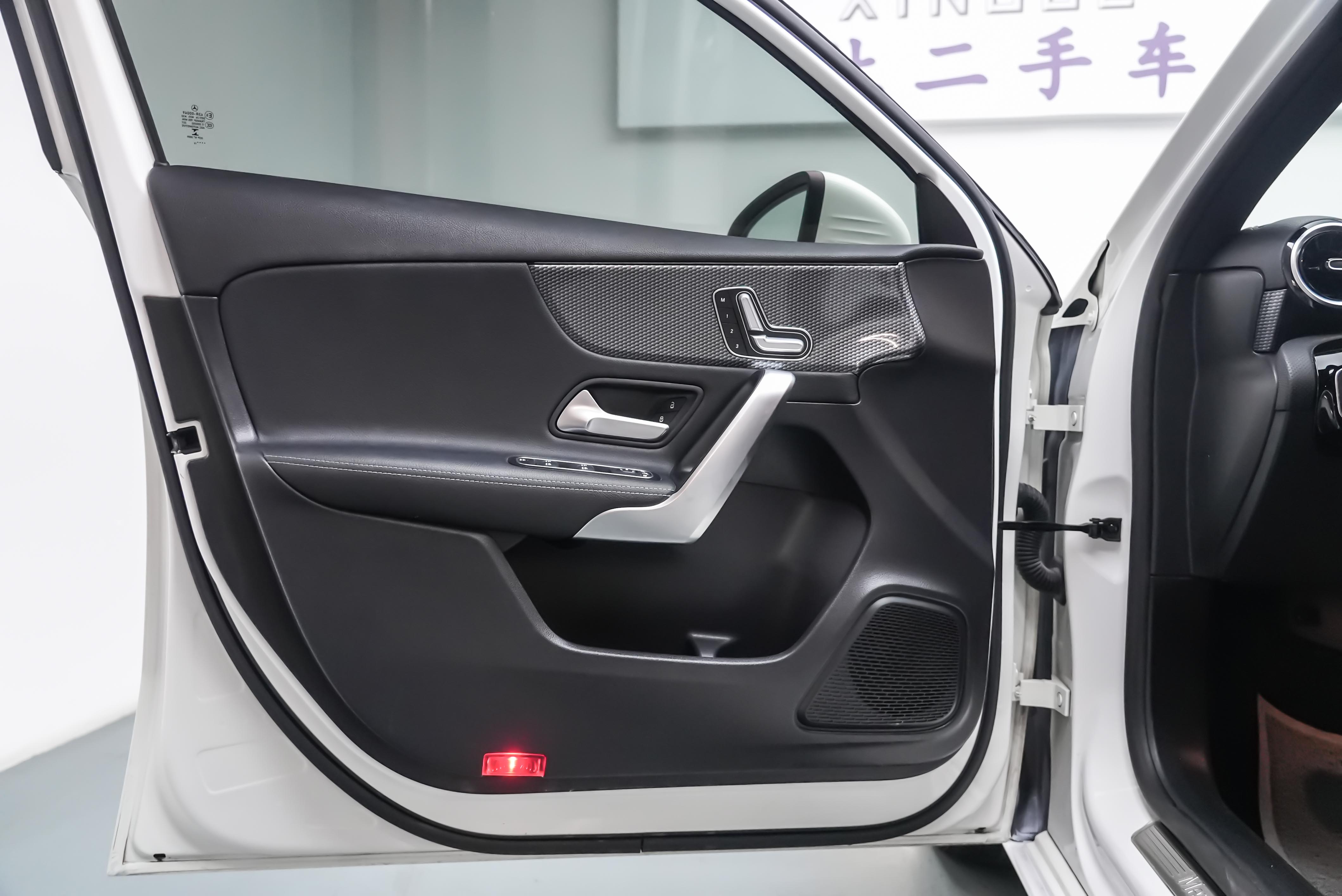 Mercedes-Benz A Class (Imported) 2019 #18 Mercedes-Benz A Class (Imported) 2019 car image #18