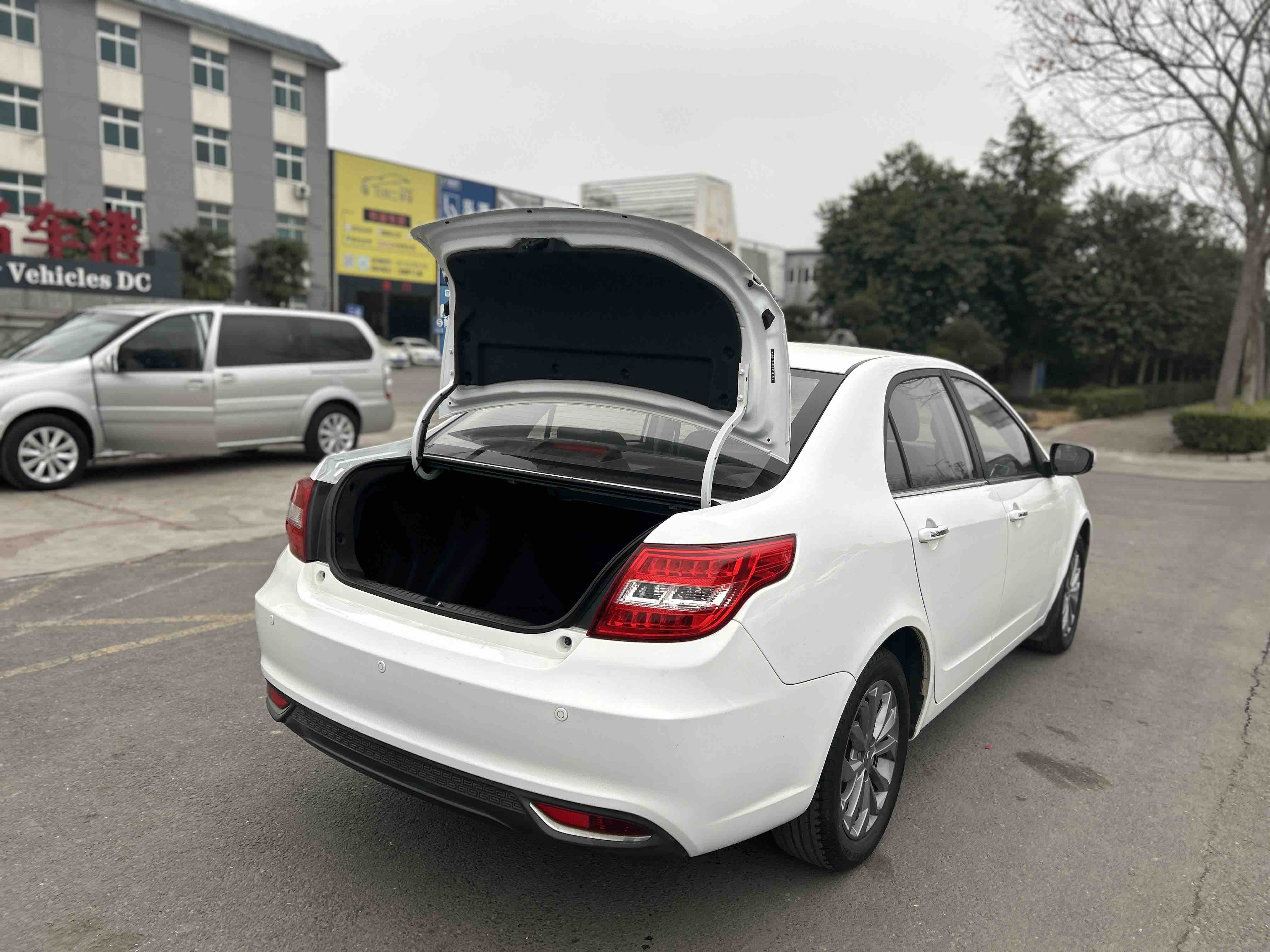 GEELY 2017 immagine di auto #18