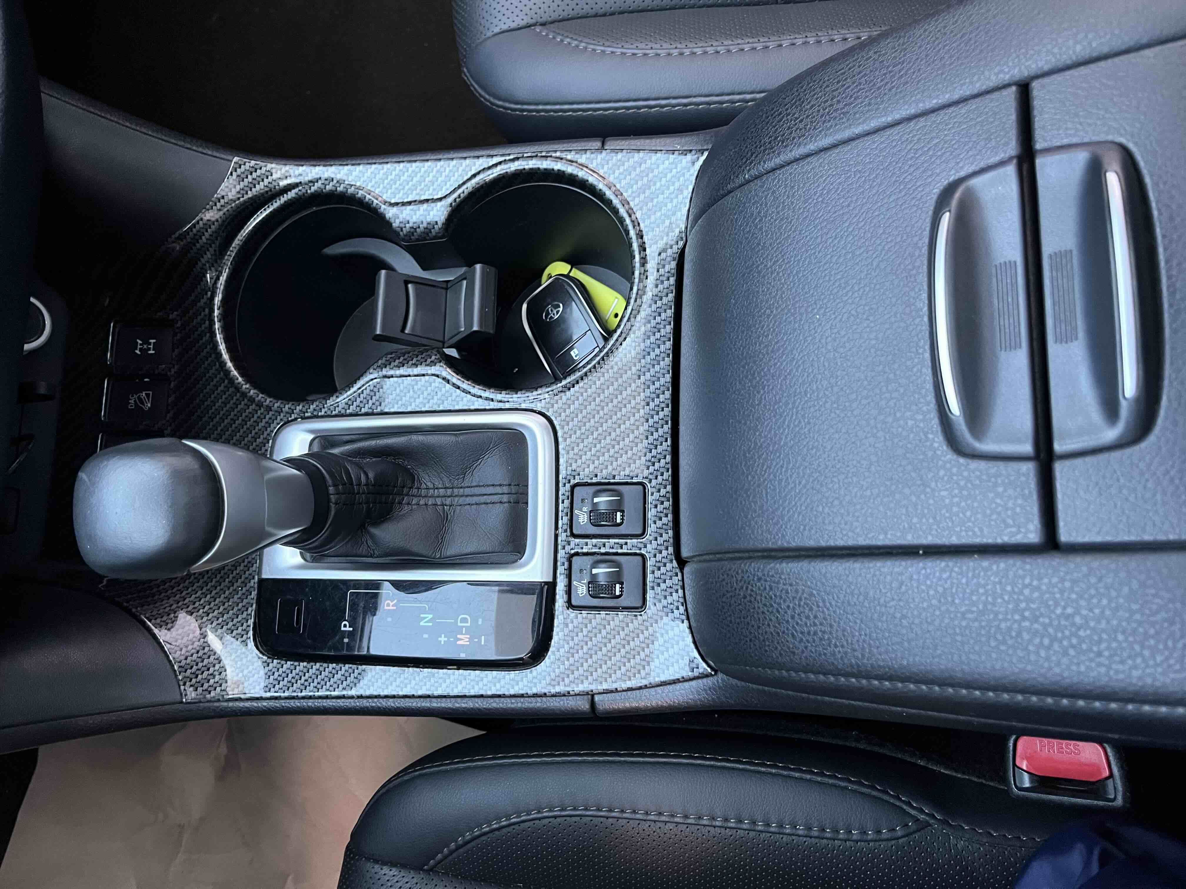 Toyota Highlander 2020 car image #18