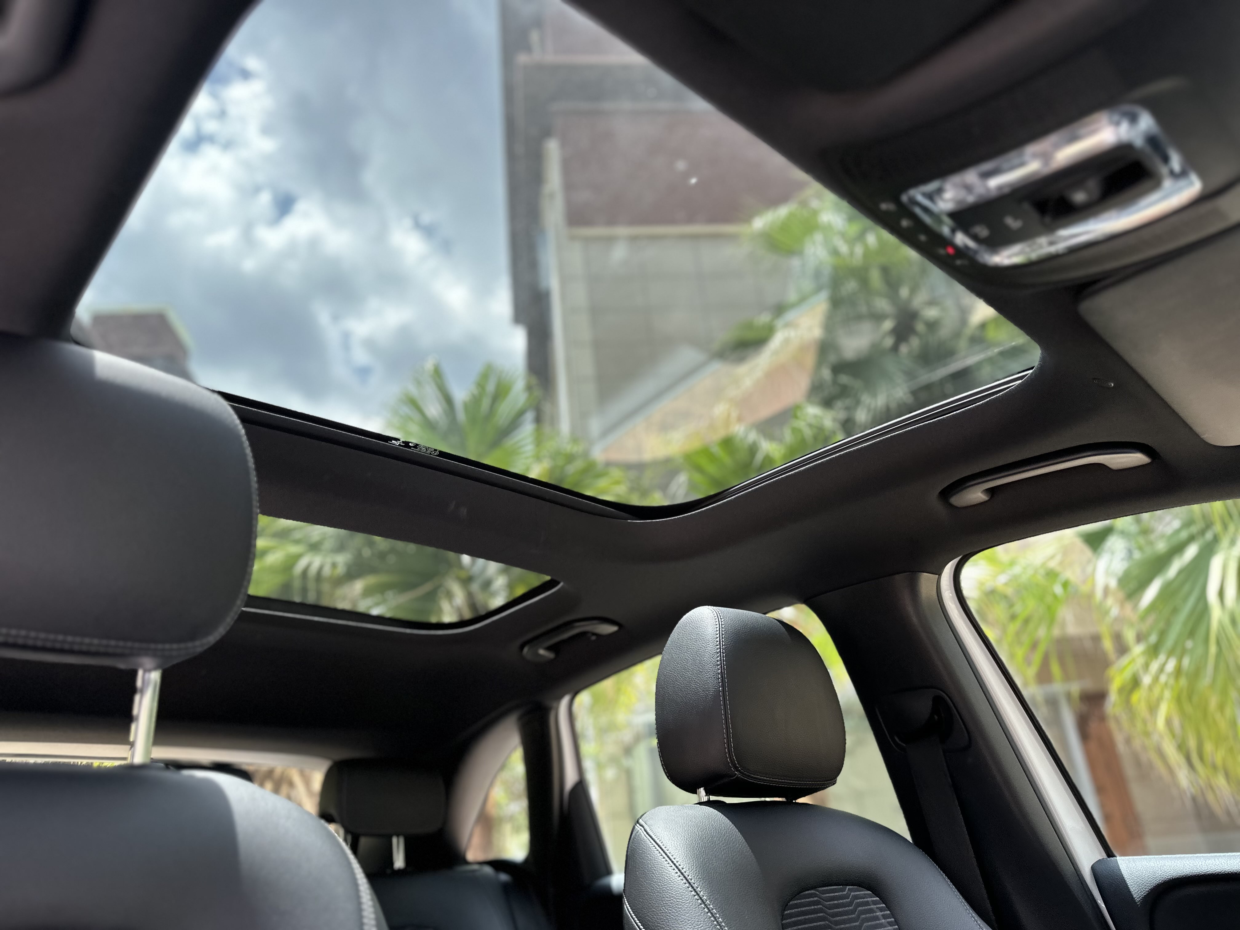 Mercedes-Benz B Class 2020 car image #18