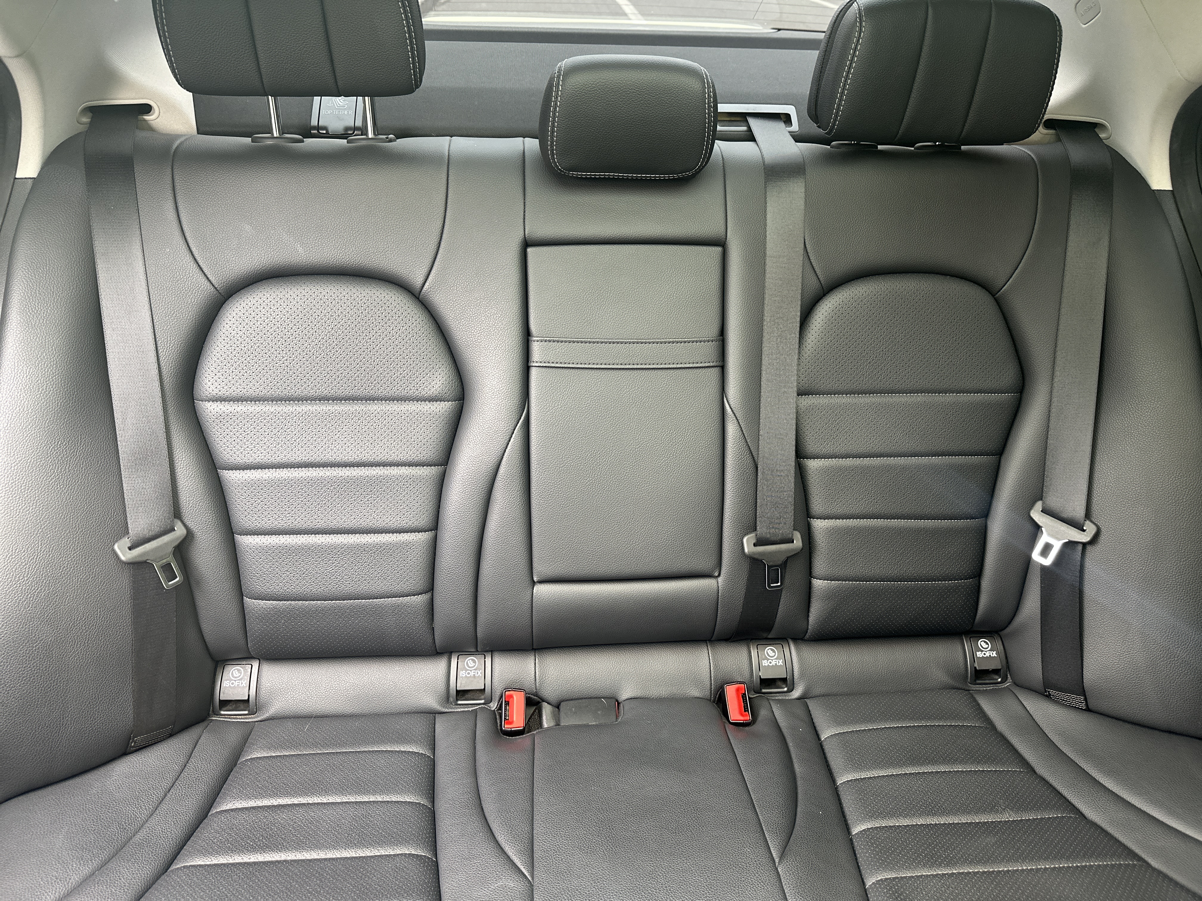 Mercedes-Benz C Class 2020 صورة سيارة #18