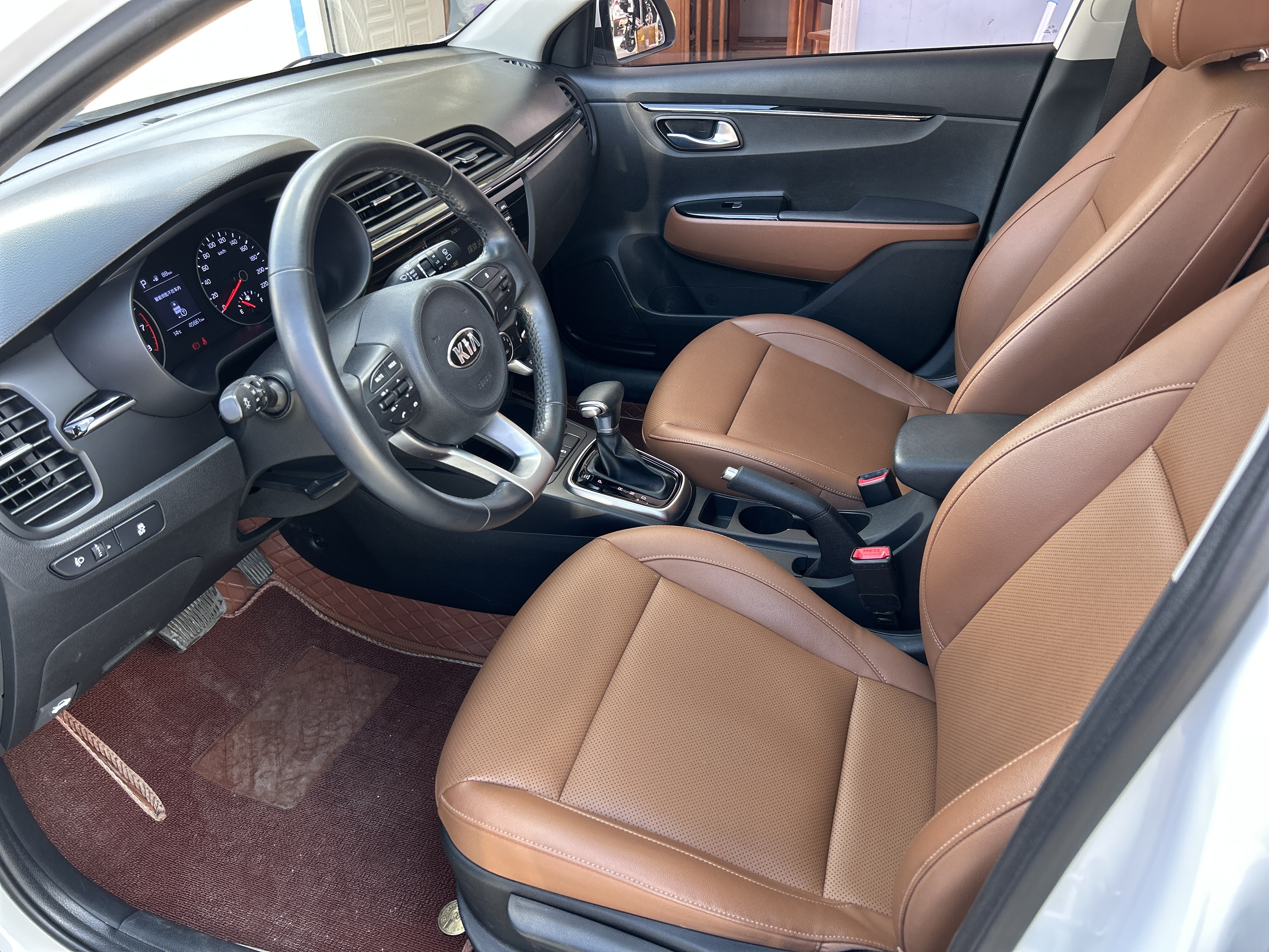 Kia Rio Cross 2018 صورة سيارة #18