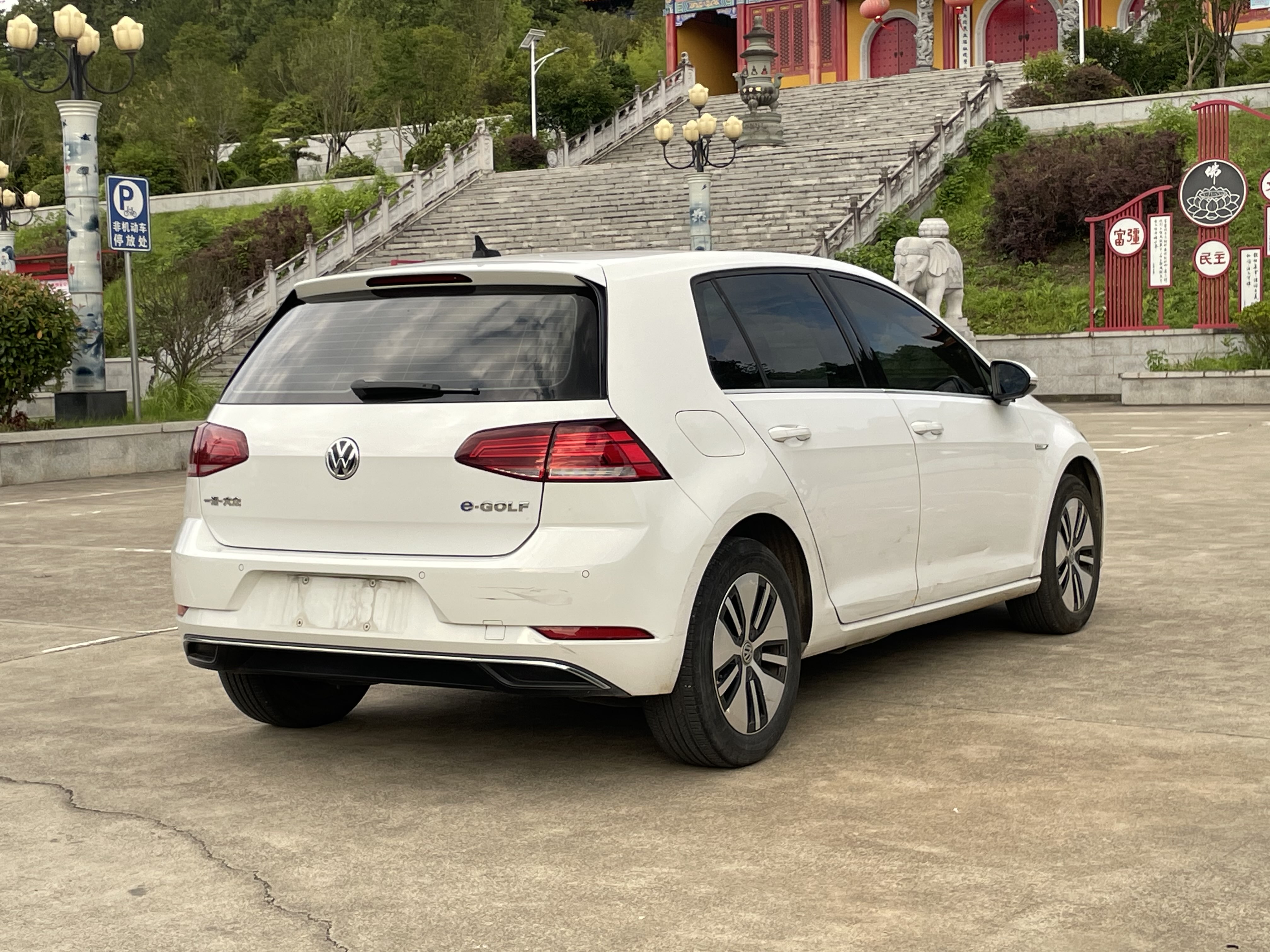 Volkswagen Golf Pure Electric 2020 imagen de coche #18