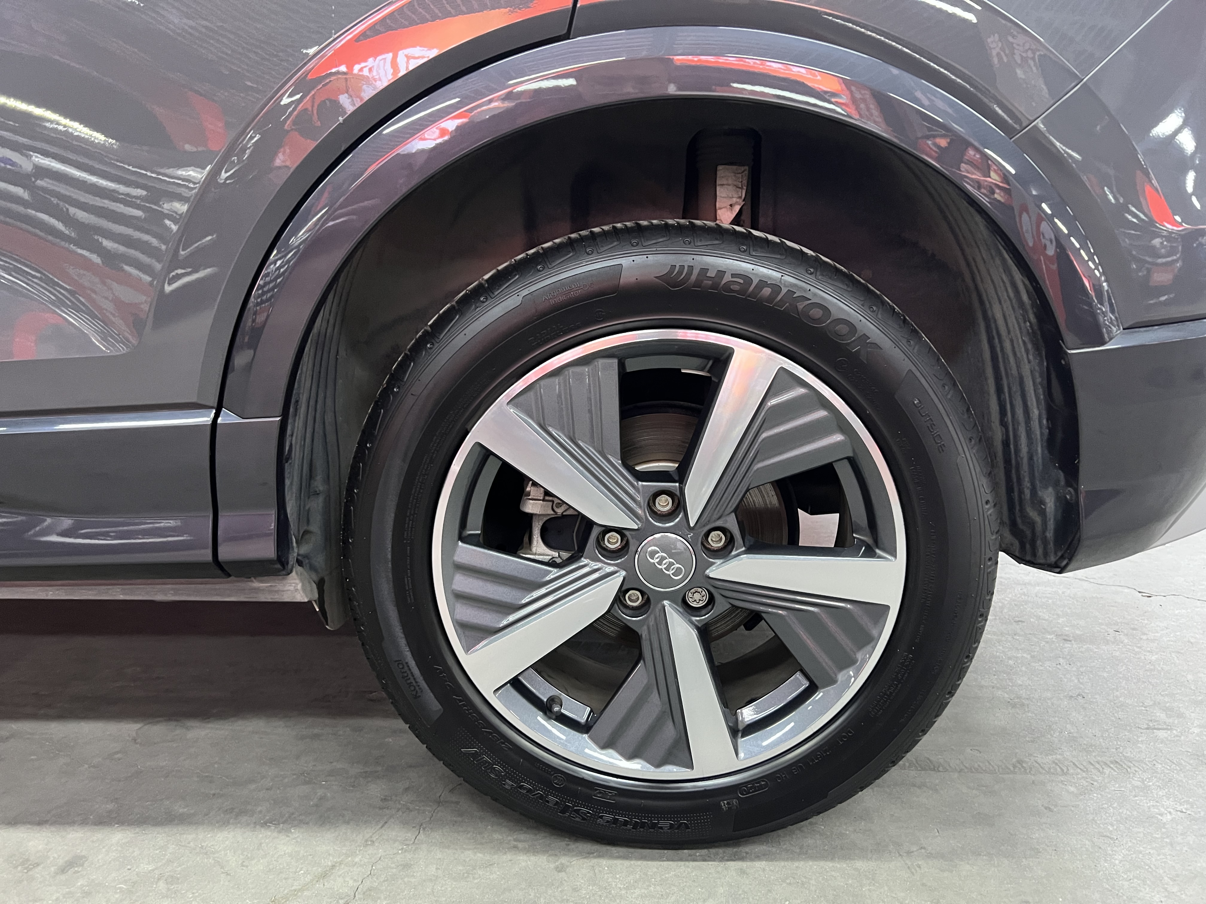 Audi Q2L e-tron 2021 car image #18