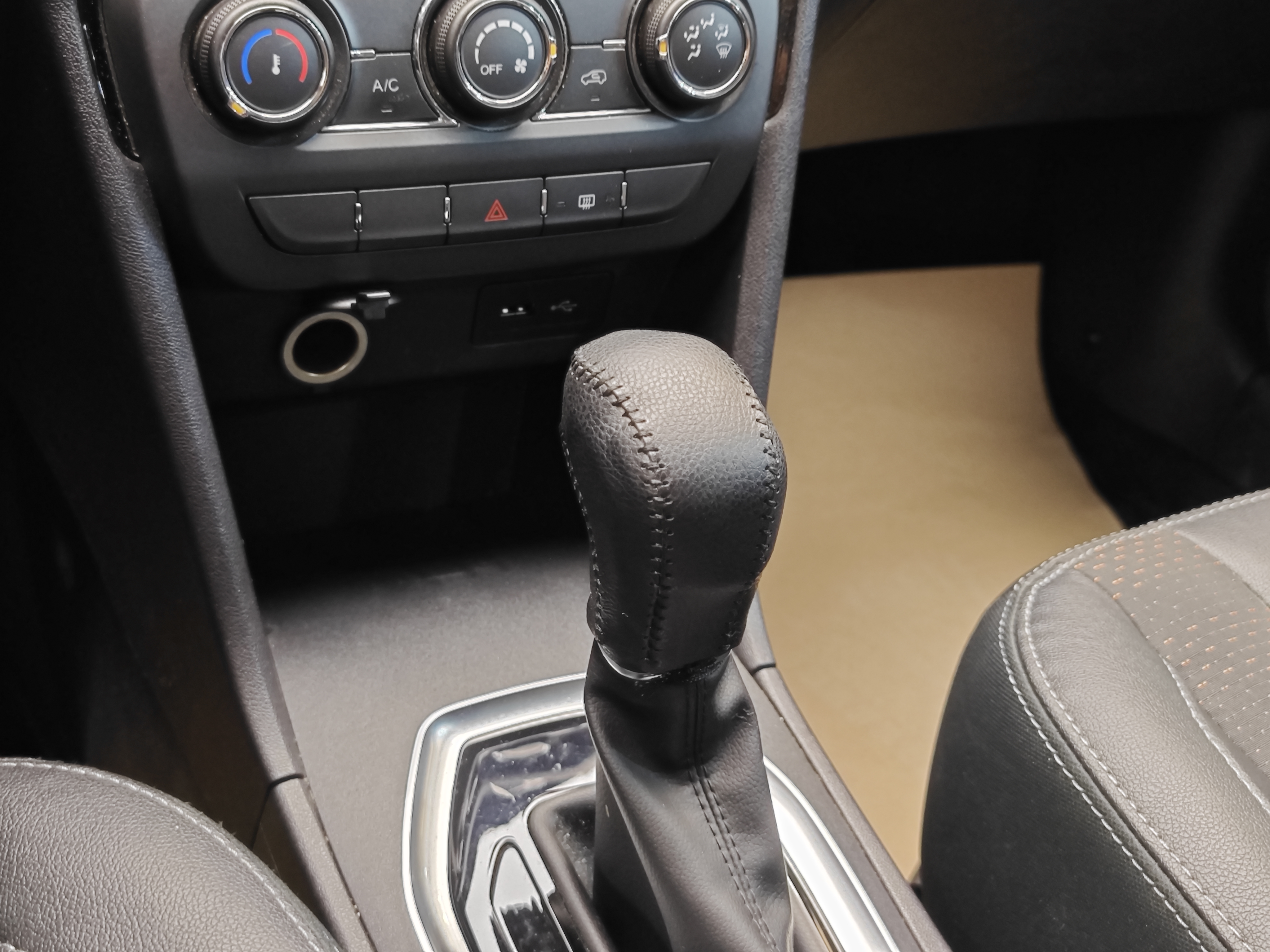 Chery Tiggo 3x 2020 car image #18