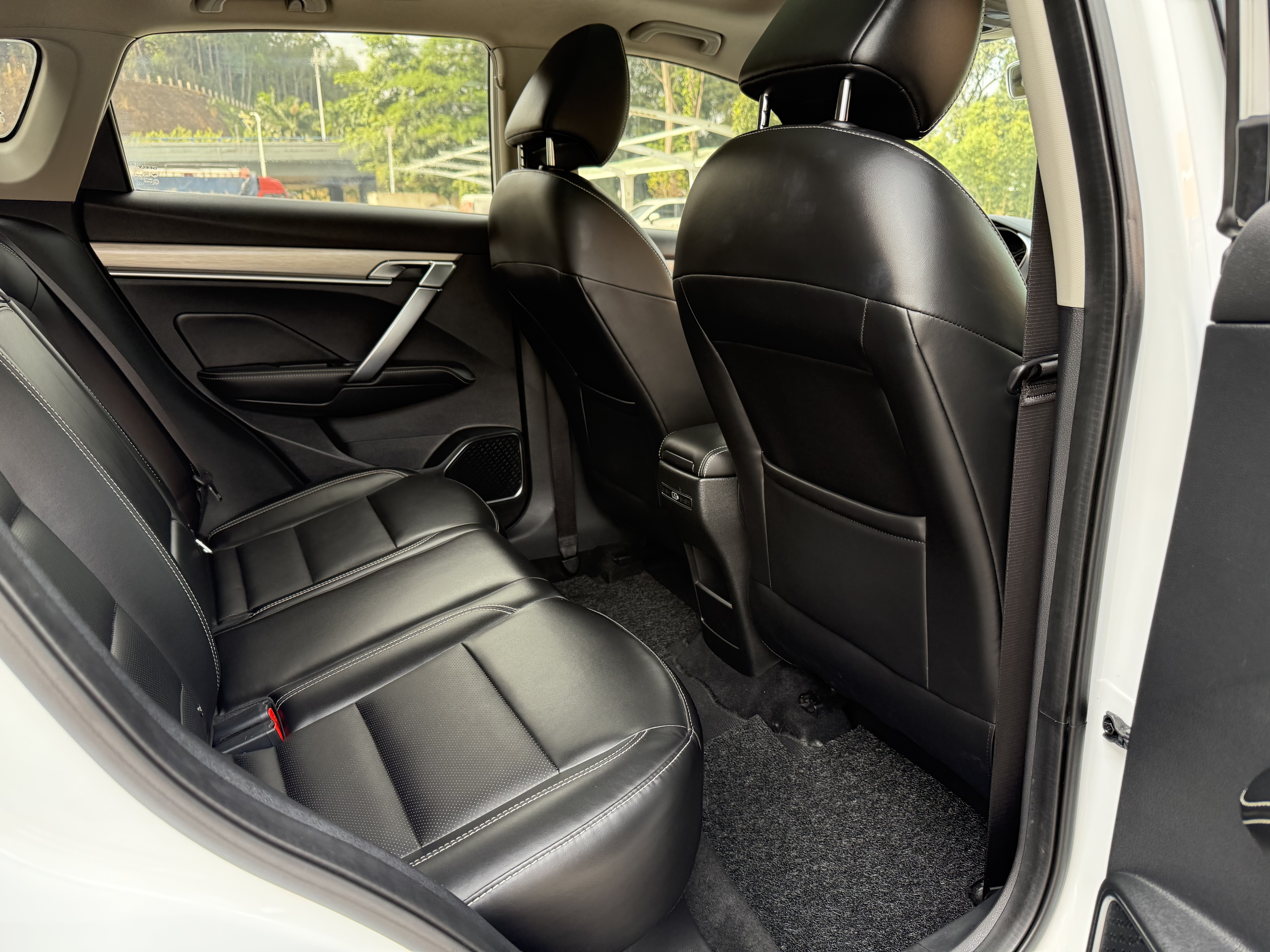 GEELY 2020 #18 GEELY 2020 car image #18