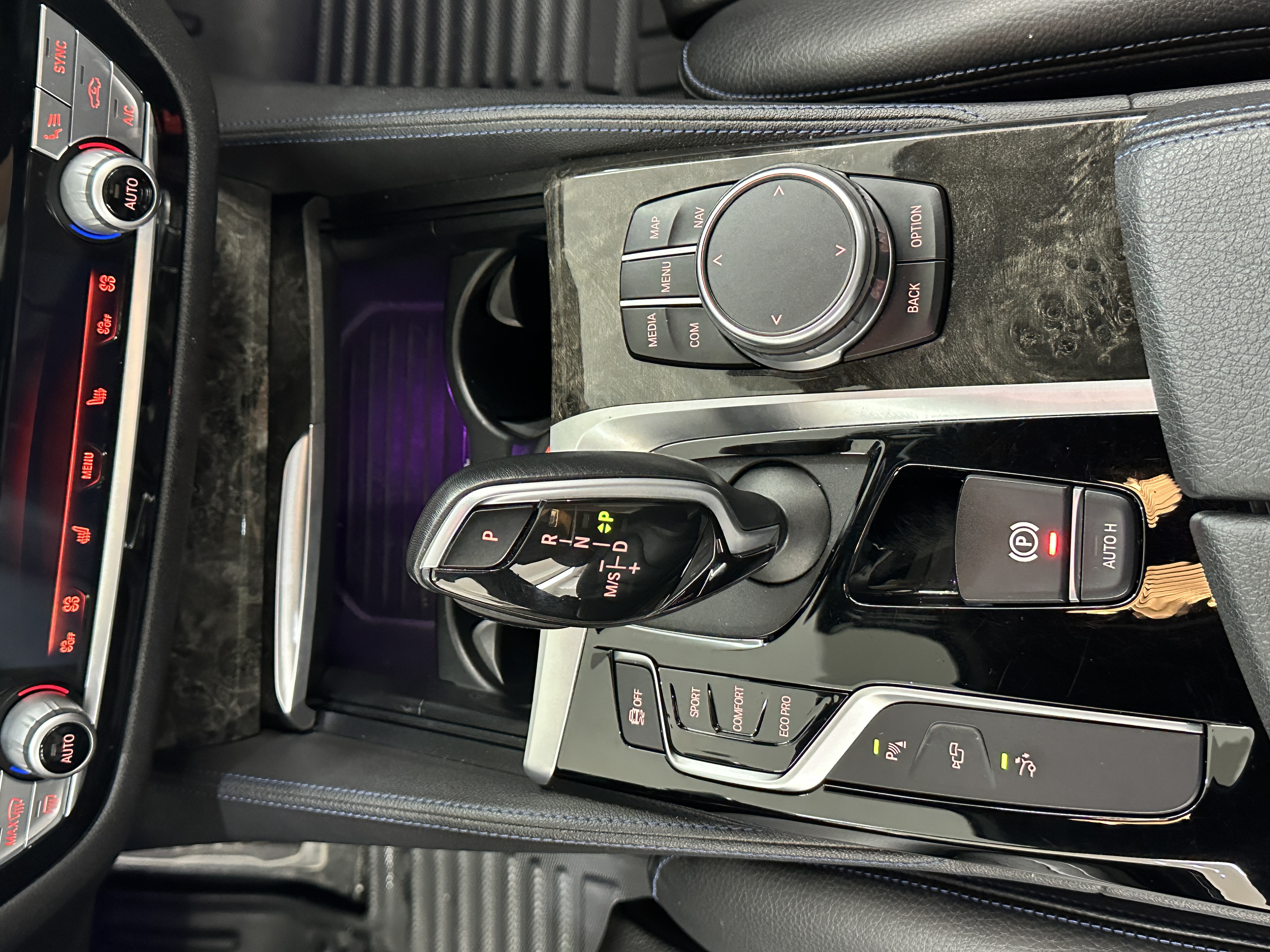 BMW 6 Series GT 2020 #18 BMW 6 Series GT 2020 immagine di auto #18