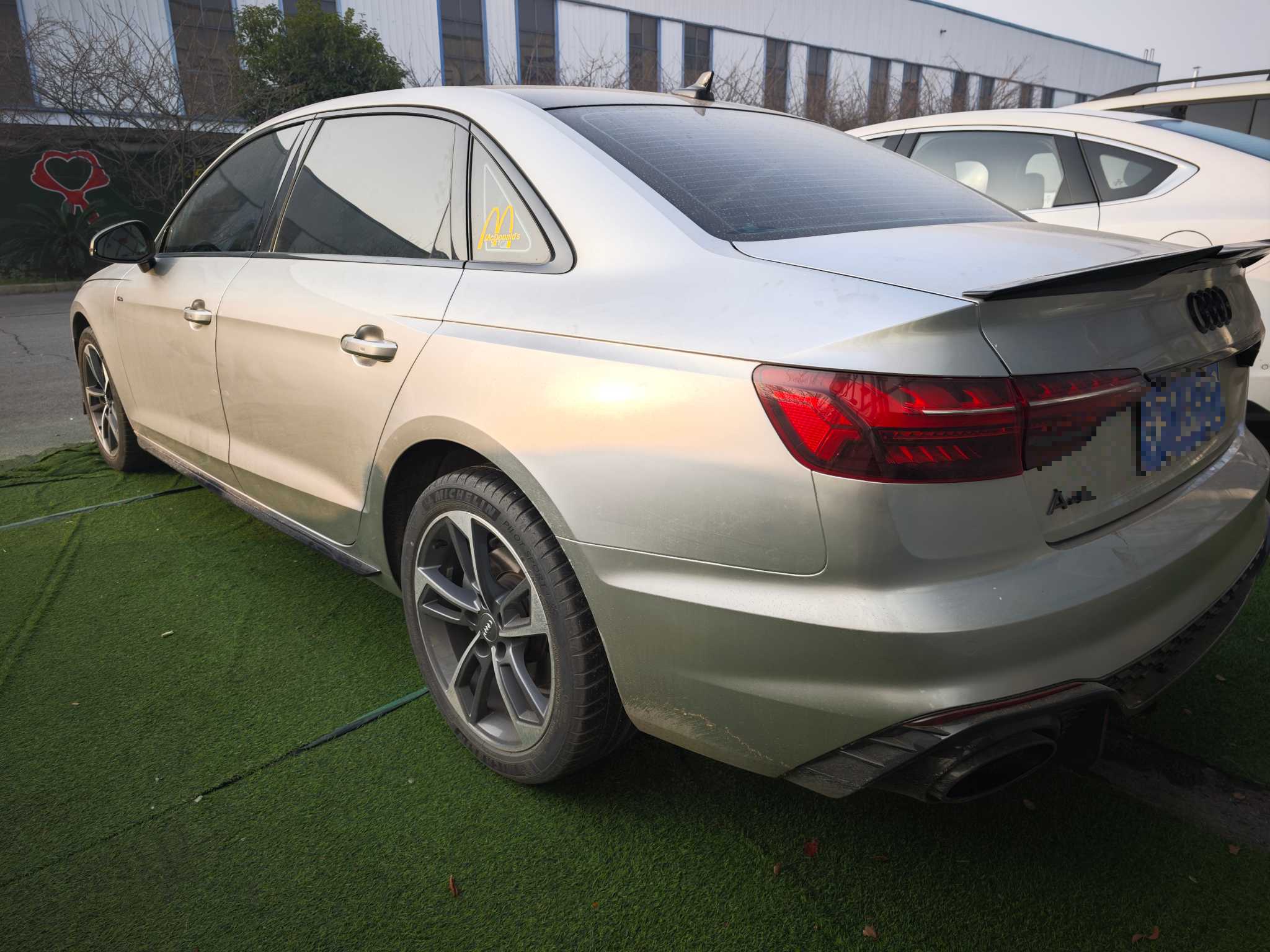 Audi 2021 car image #18