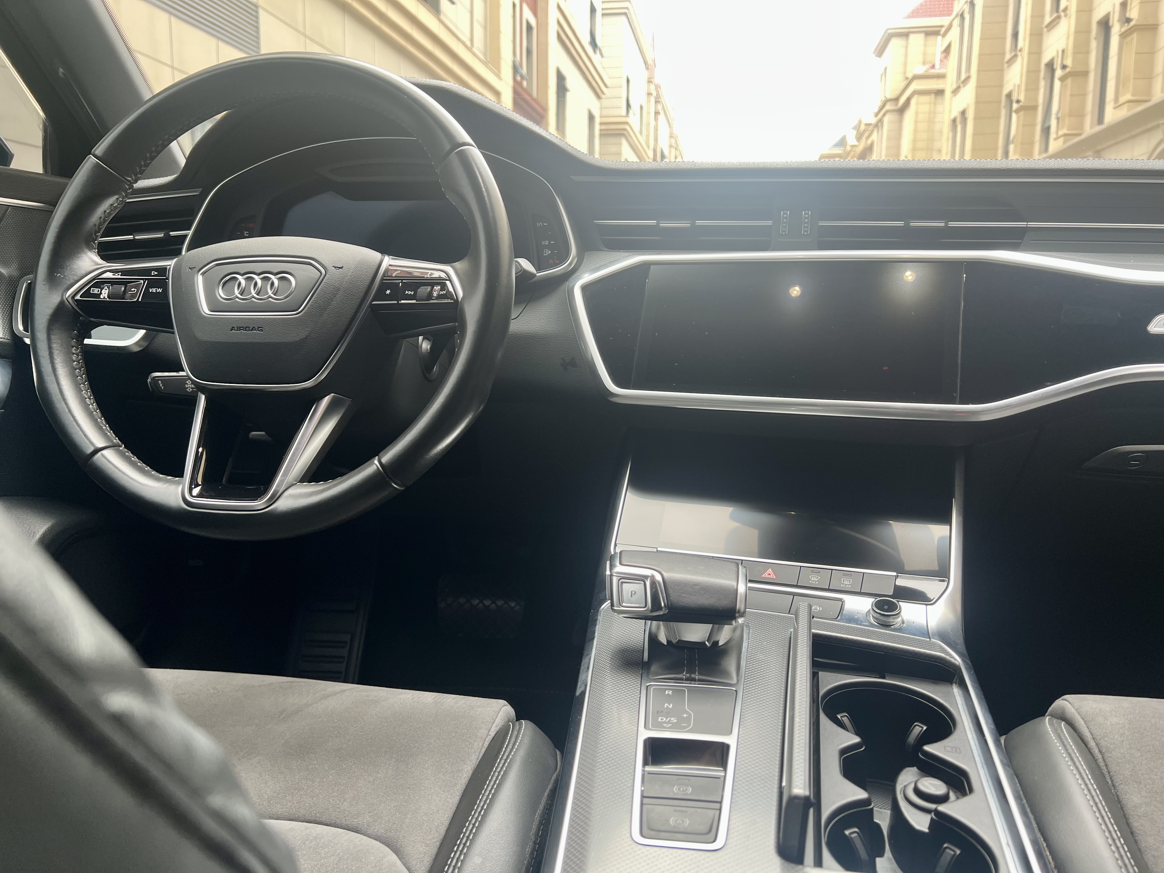 Audi A6L e-tron 2019 #18 Audi A6L e-tron 2019 صورة سيارة #18