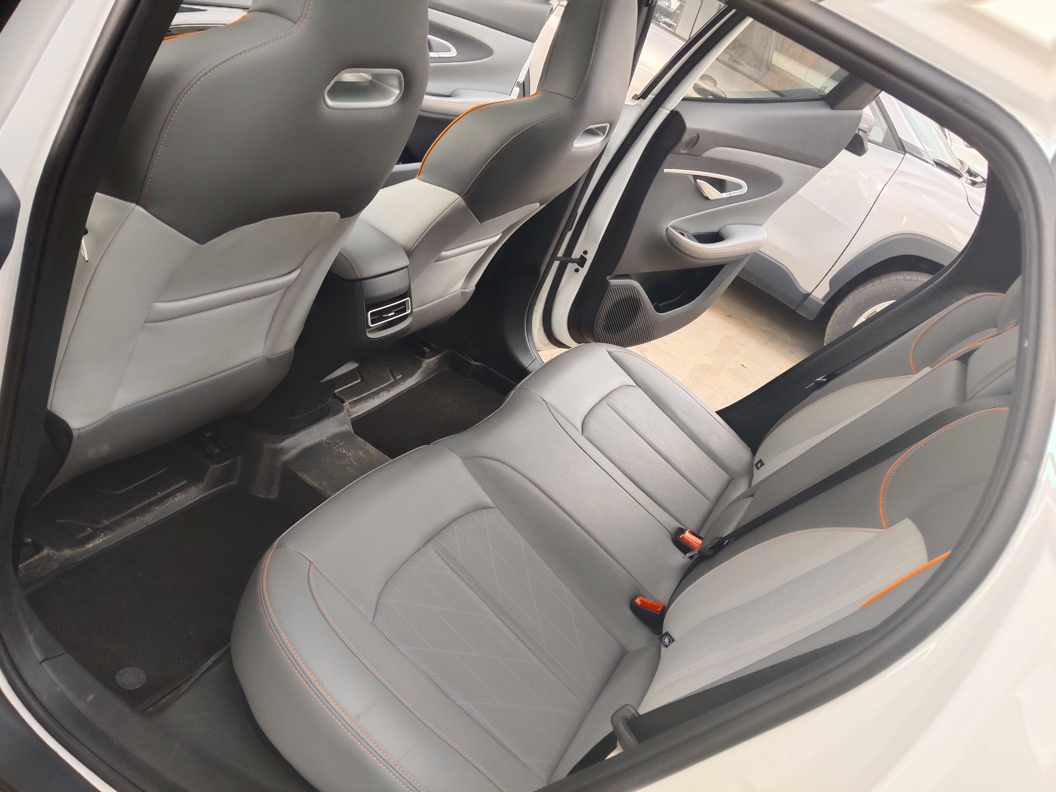 Changan UNI-T 2021 immagine di auto #18