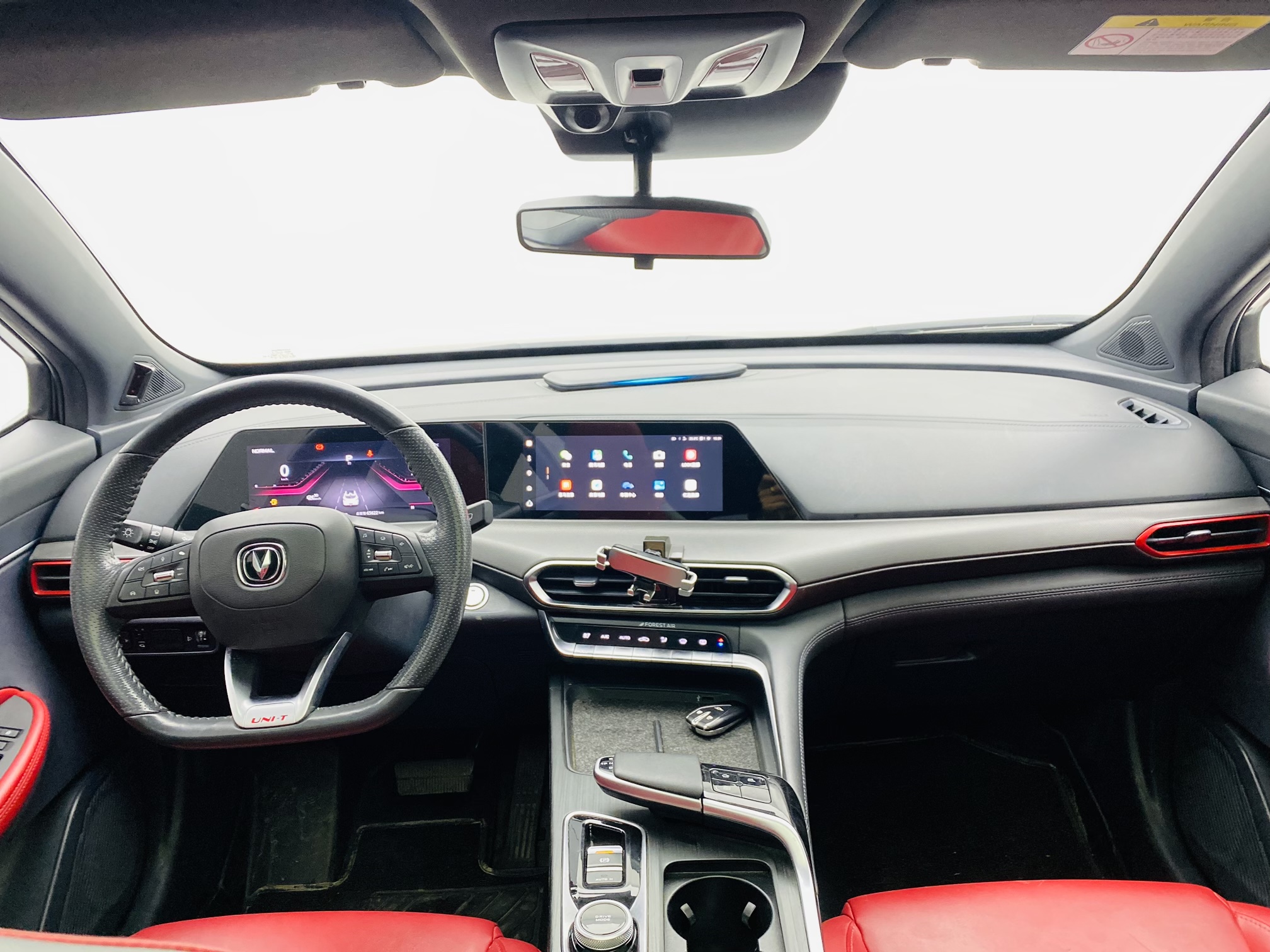 Changan UNI-T 2021 car image #18