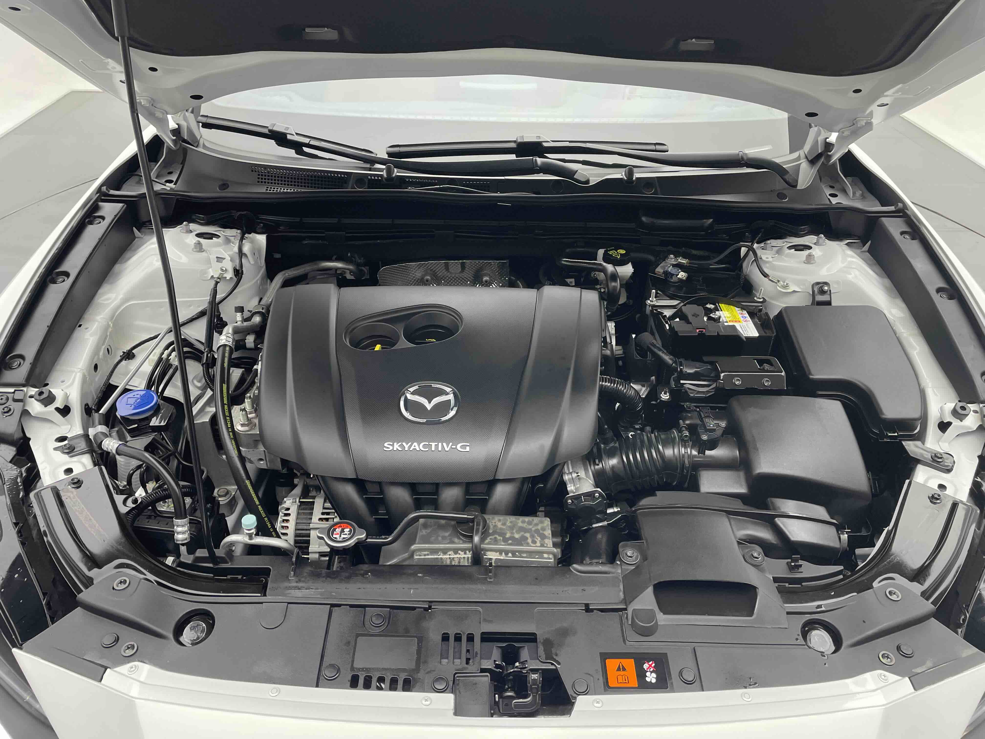 Mazda CX-4 2023 car image #18