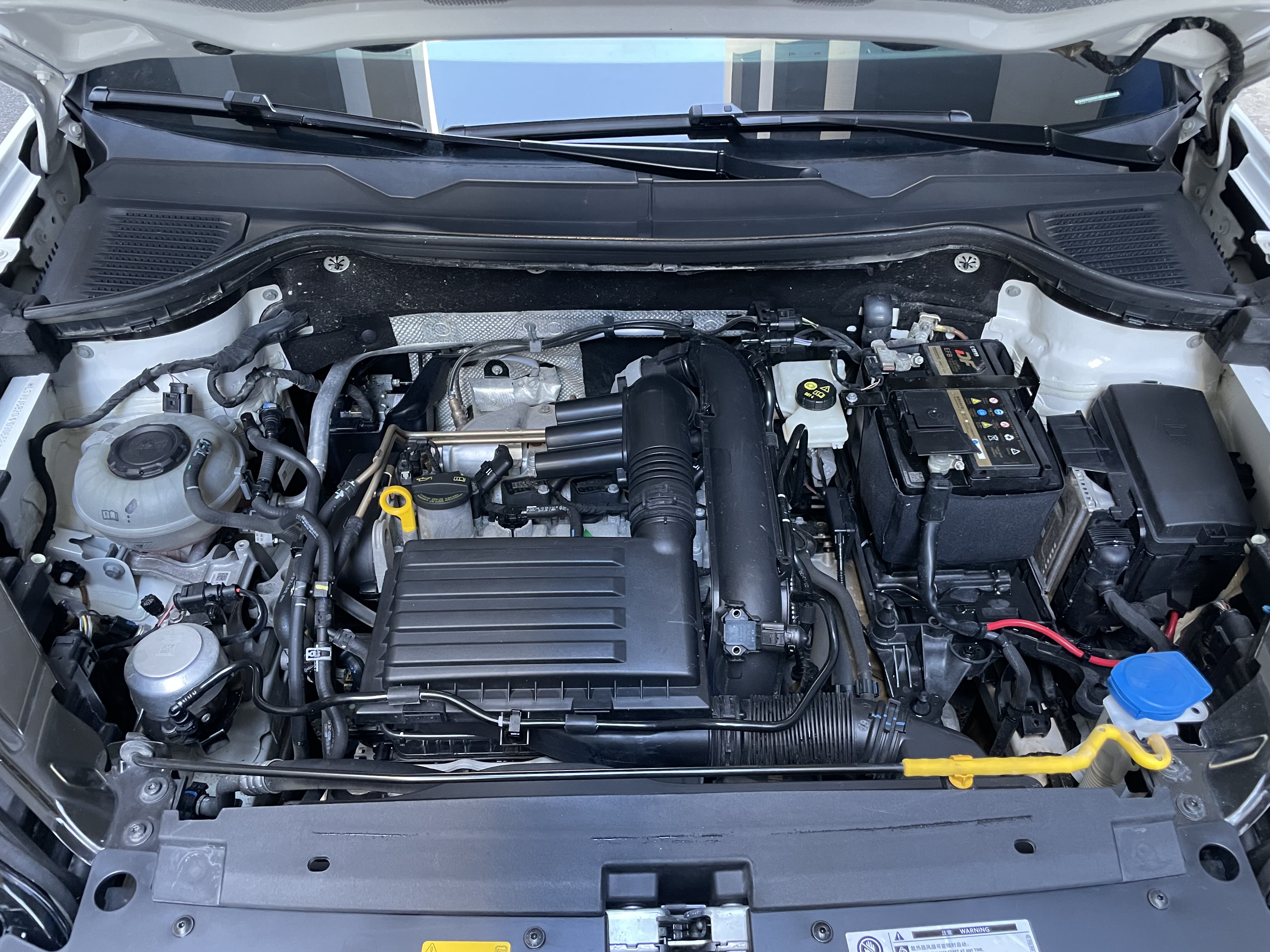 Volkswagen Tharu 2021 car image #18