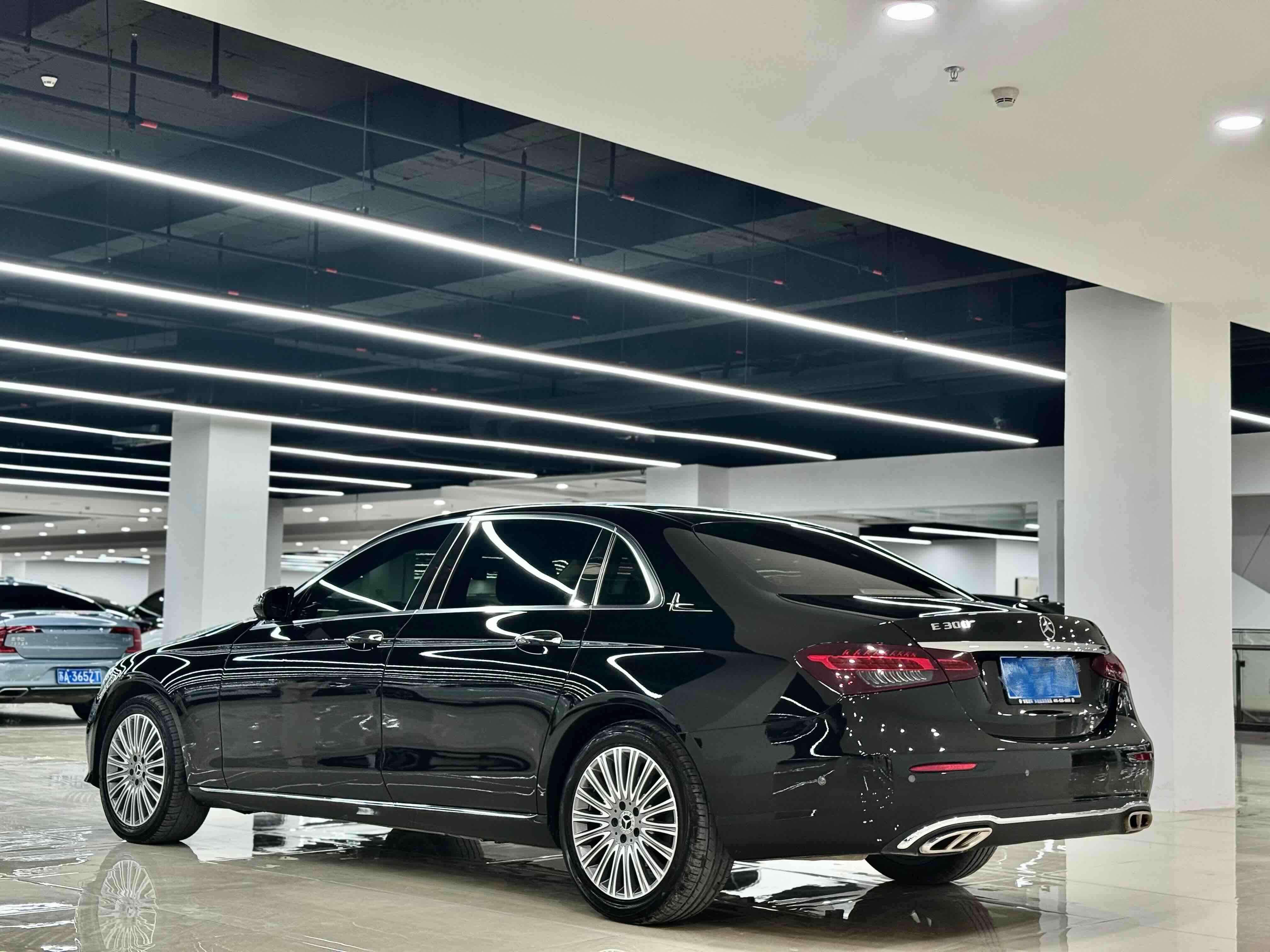 Mercedes-Benz E Class 2022 car image #18