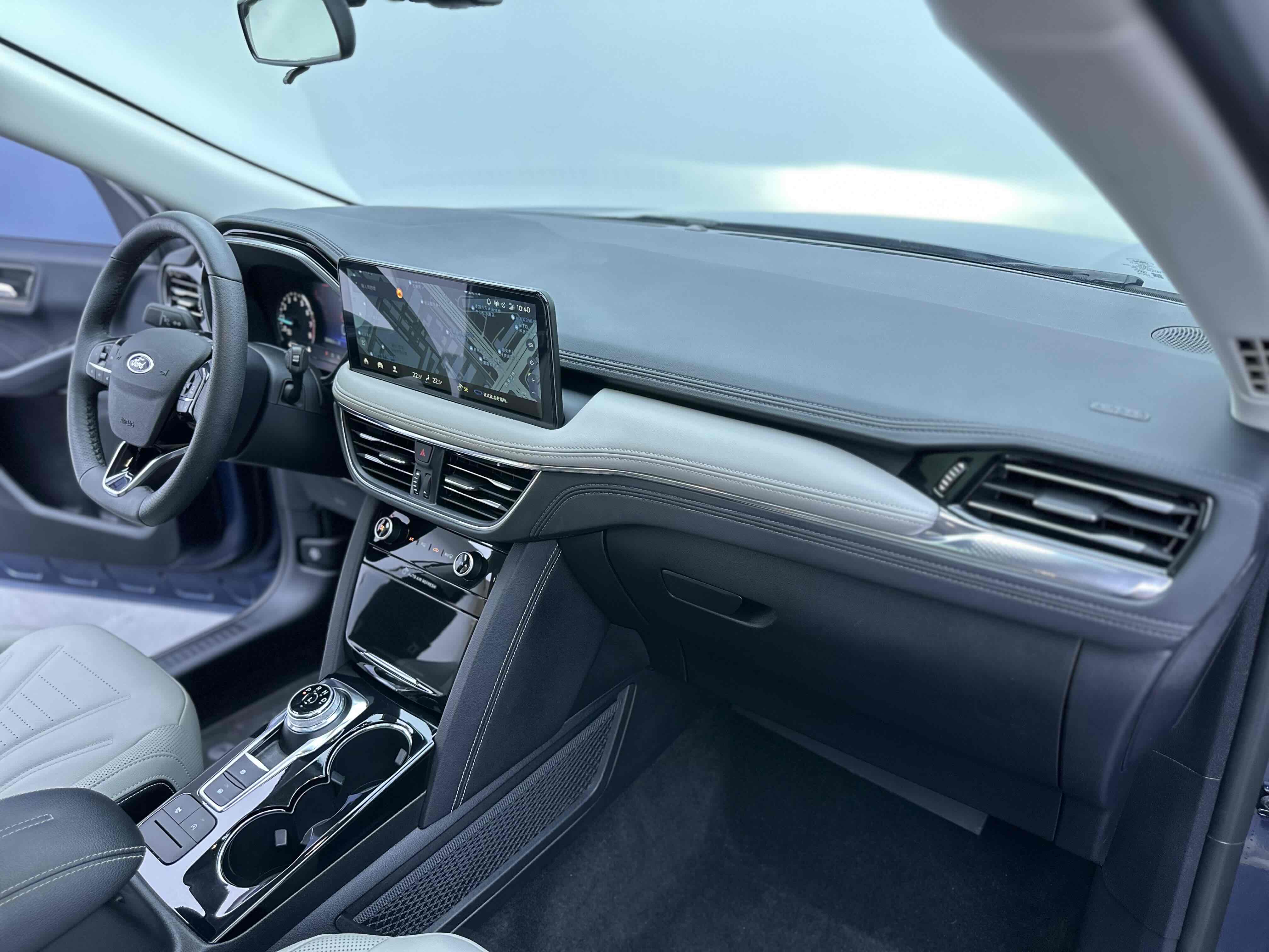 Ford Escape (Imported) 2022 car image #18