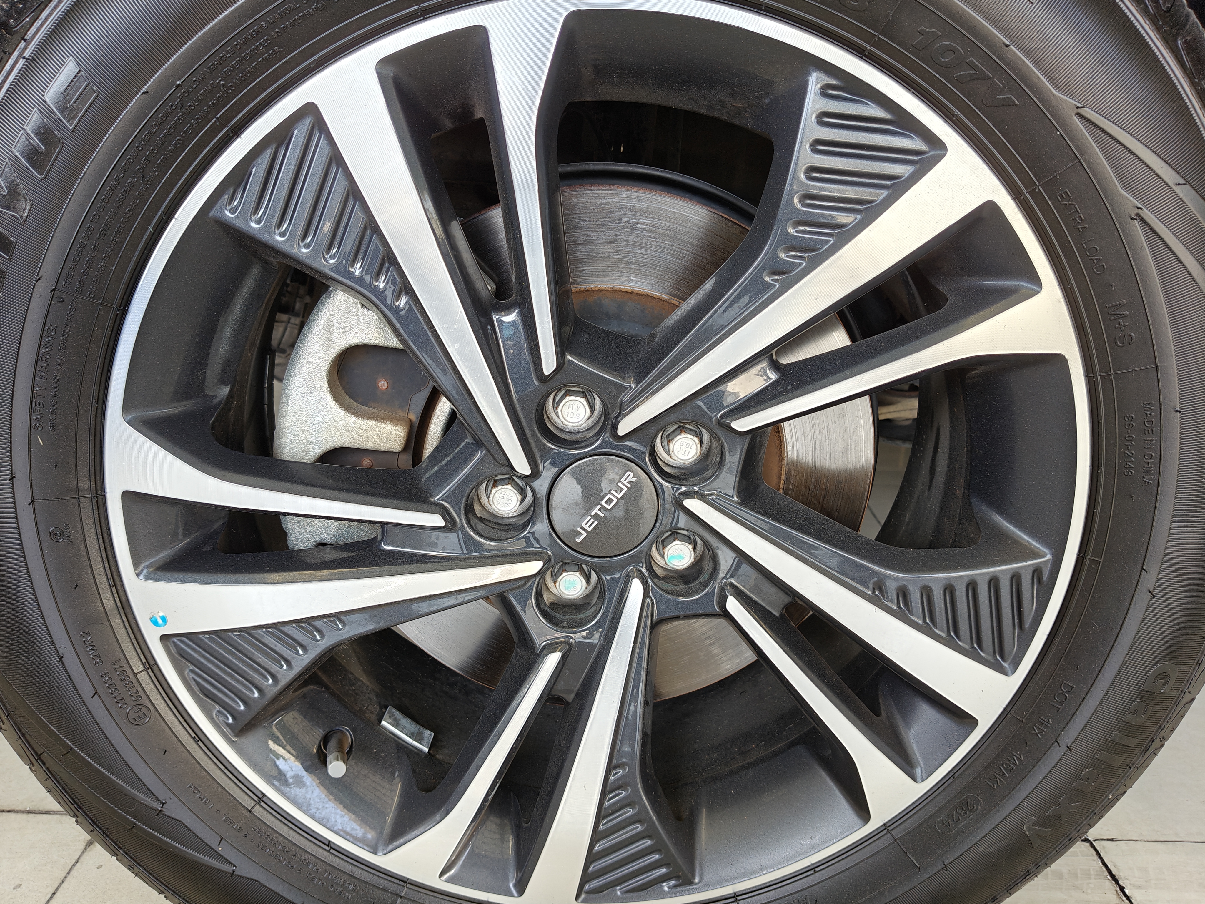 X70 PLUS 2021 car image #18