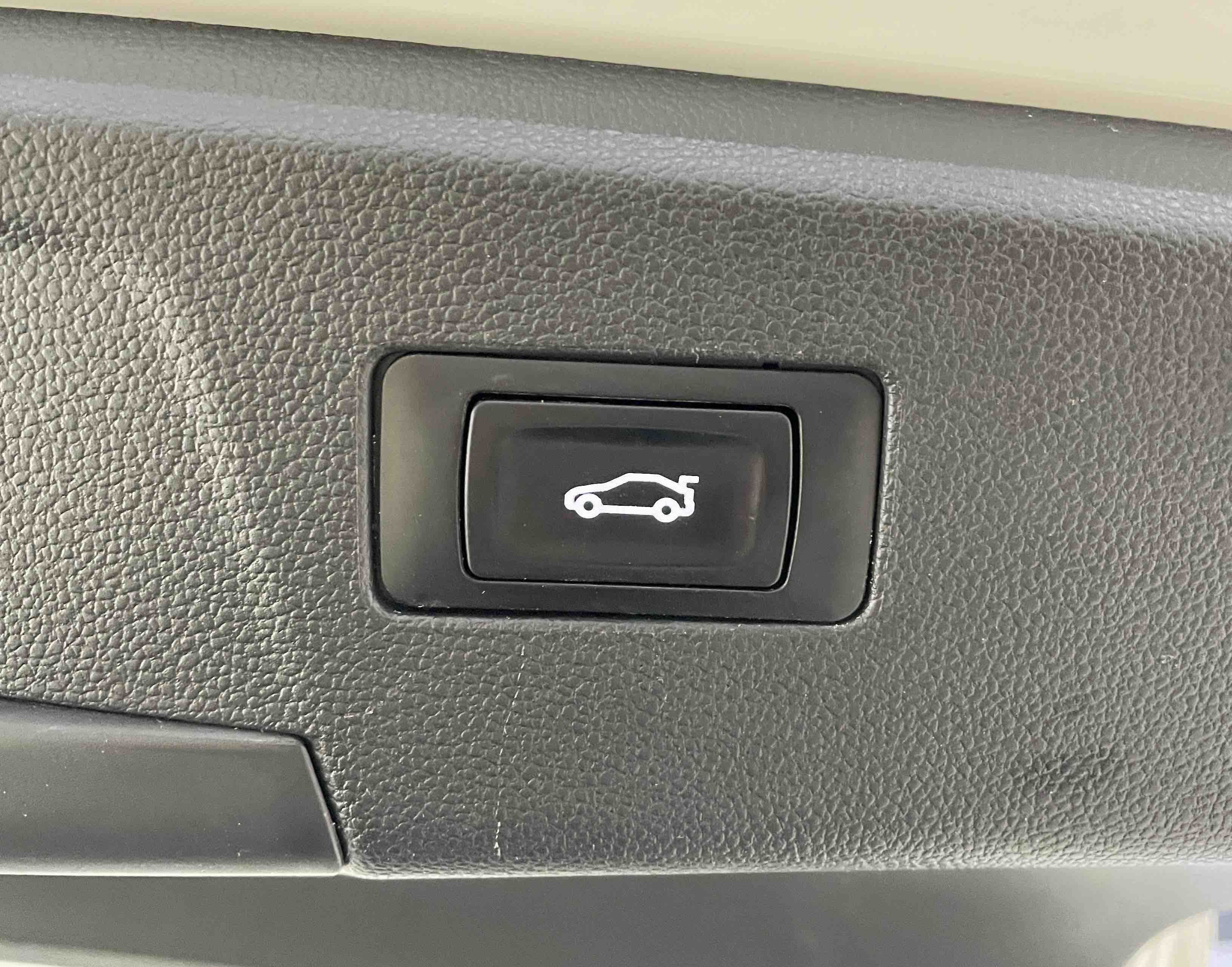 Volkswagen Tiguan X 2021 #18 Volkswagen Tiguan X 2021 صورة سيارة #18