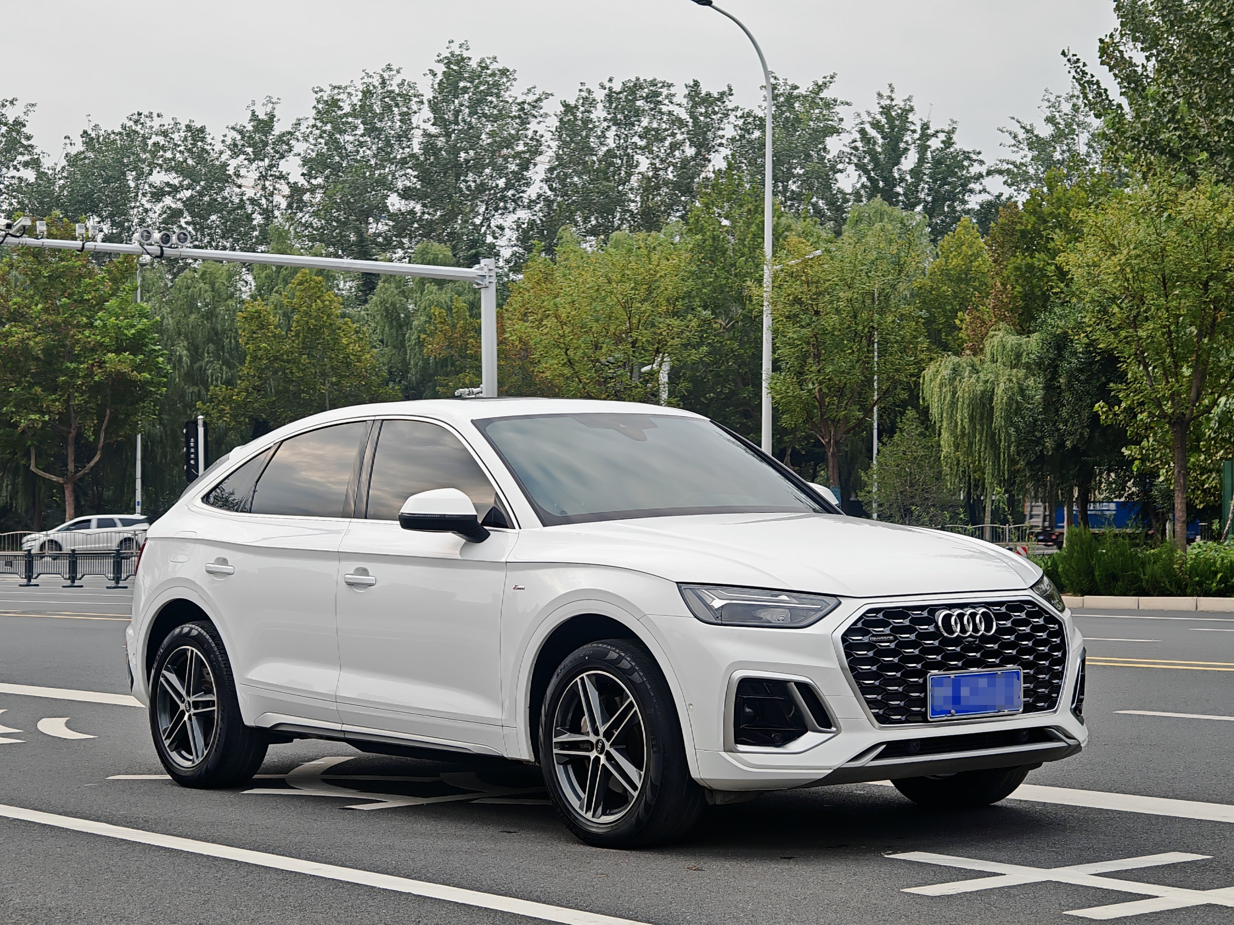 Audi Q5L Sportback 2022 car image #18