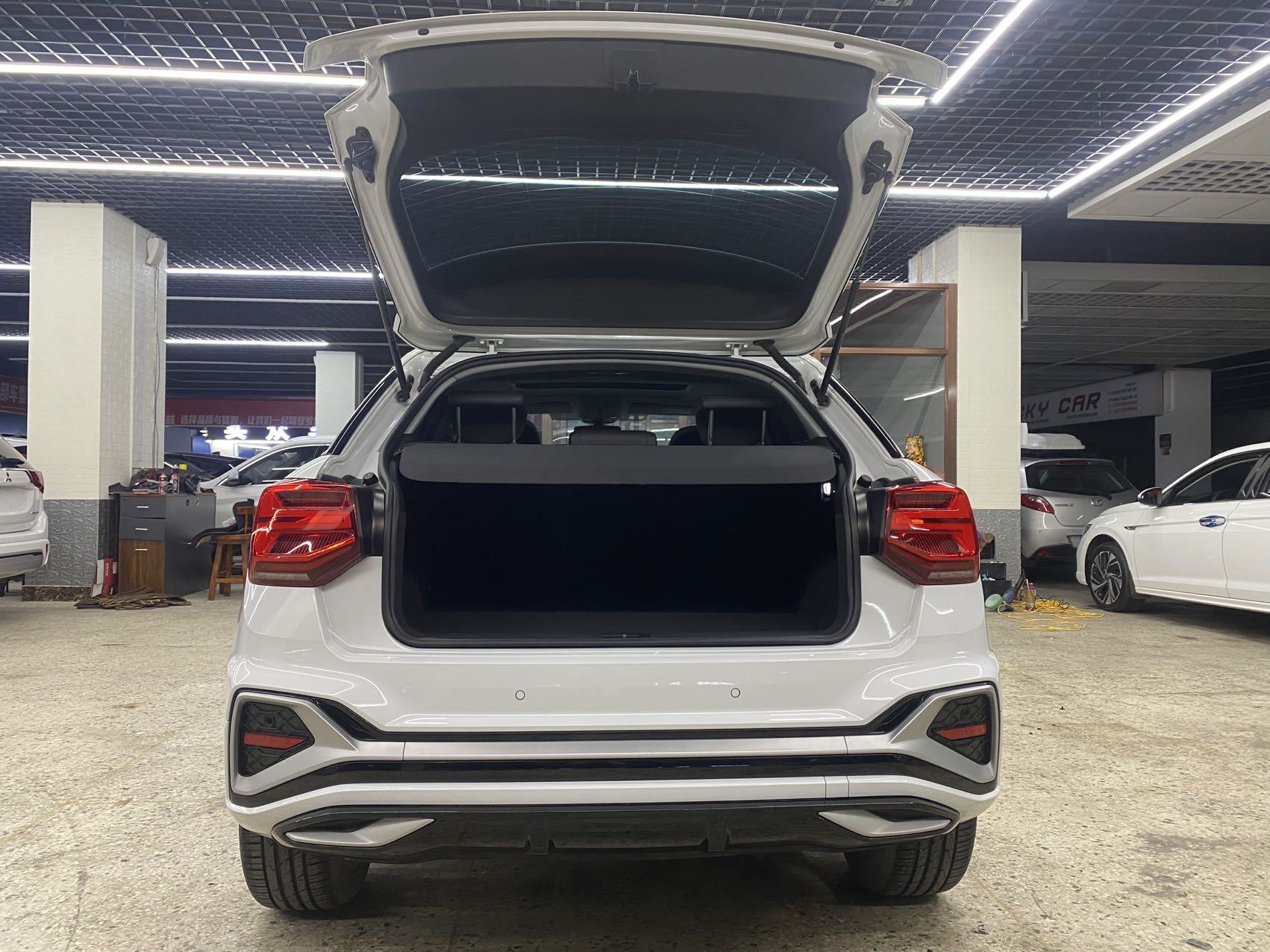 Audi Q2L 2023 #18 Audi Q2L 2023 car image #18