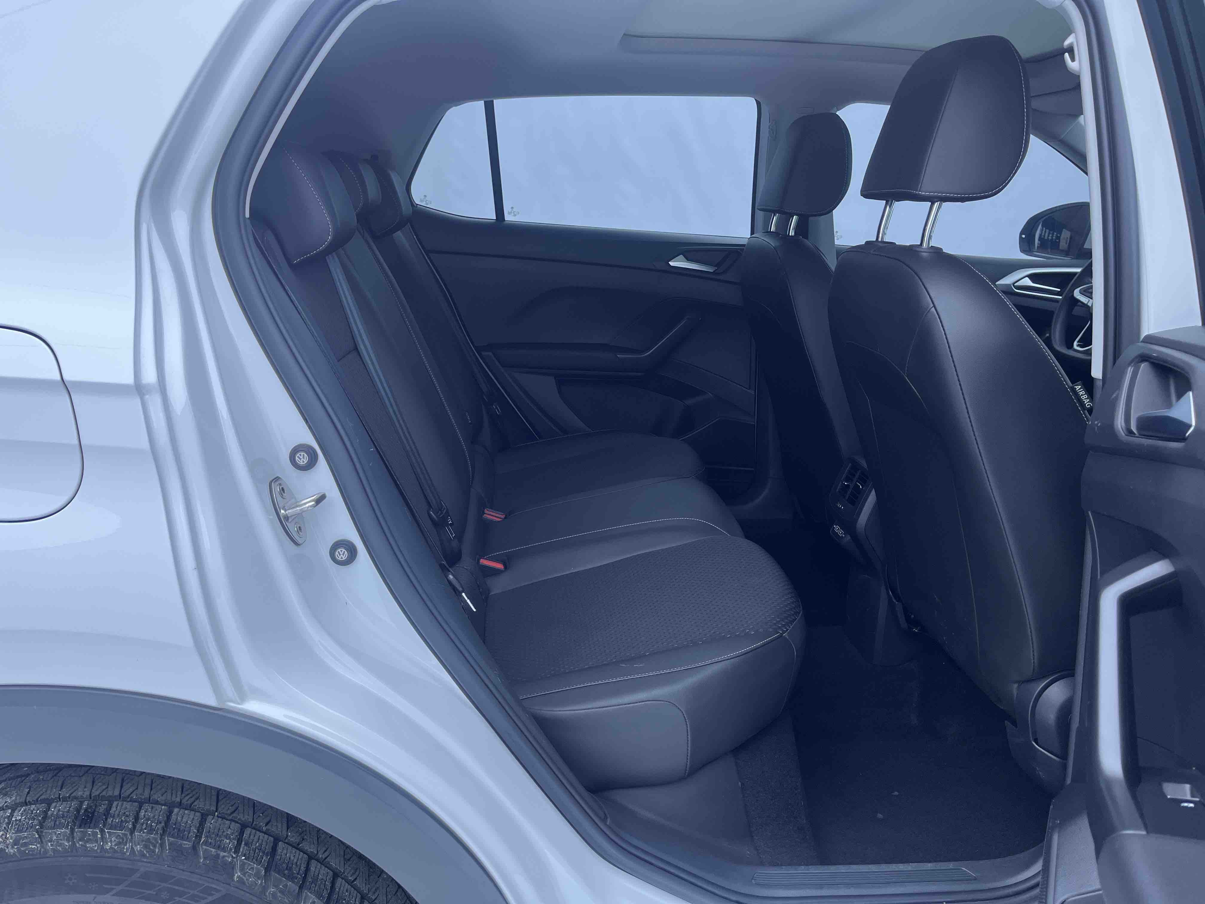 Volkswagen Tacqua 2023 car image #18