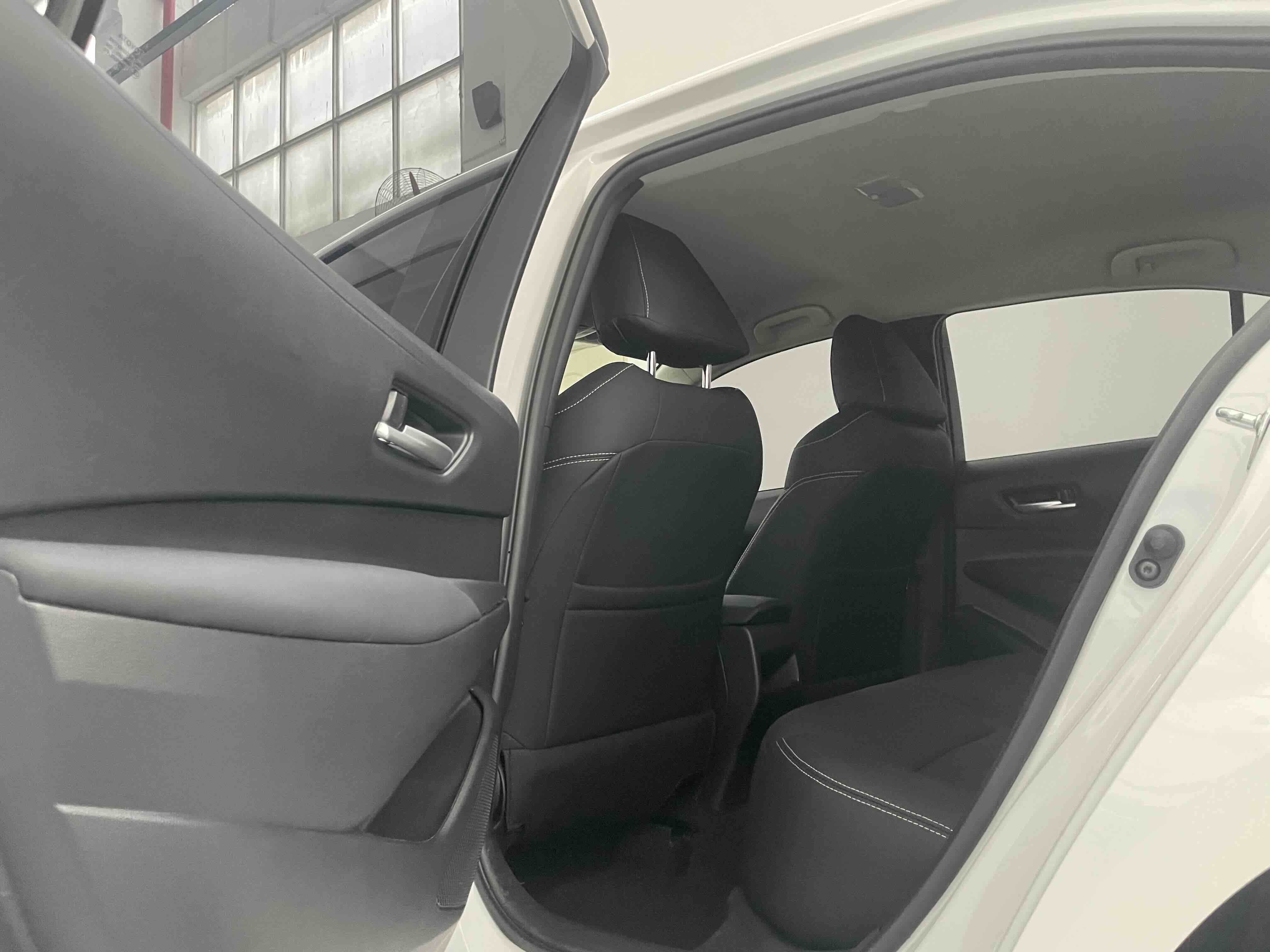 Toyota Corolla 2021 #18 Toyota Corolla 2021 car image #18