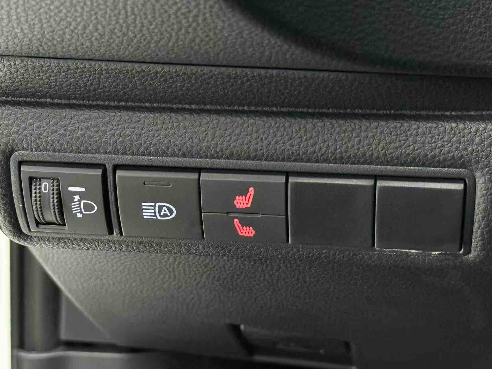 Toyota Corolla 2023 car image #18