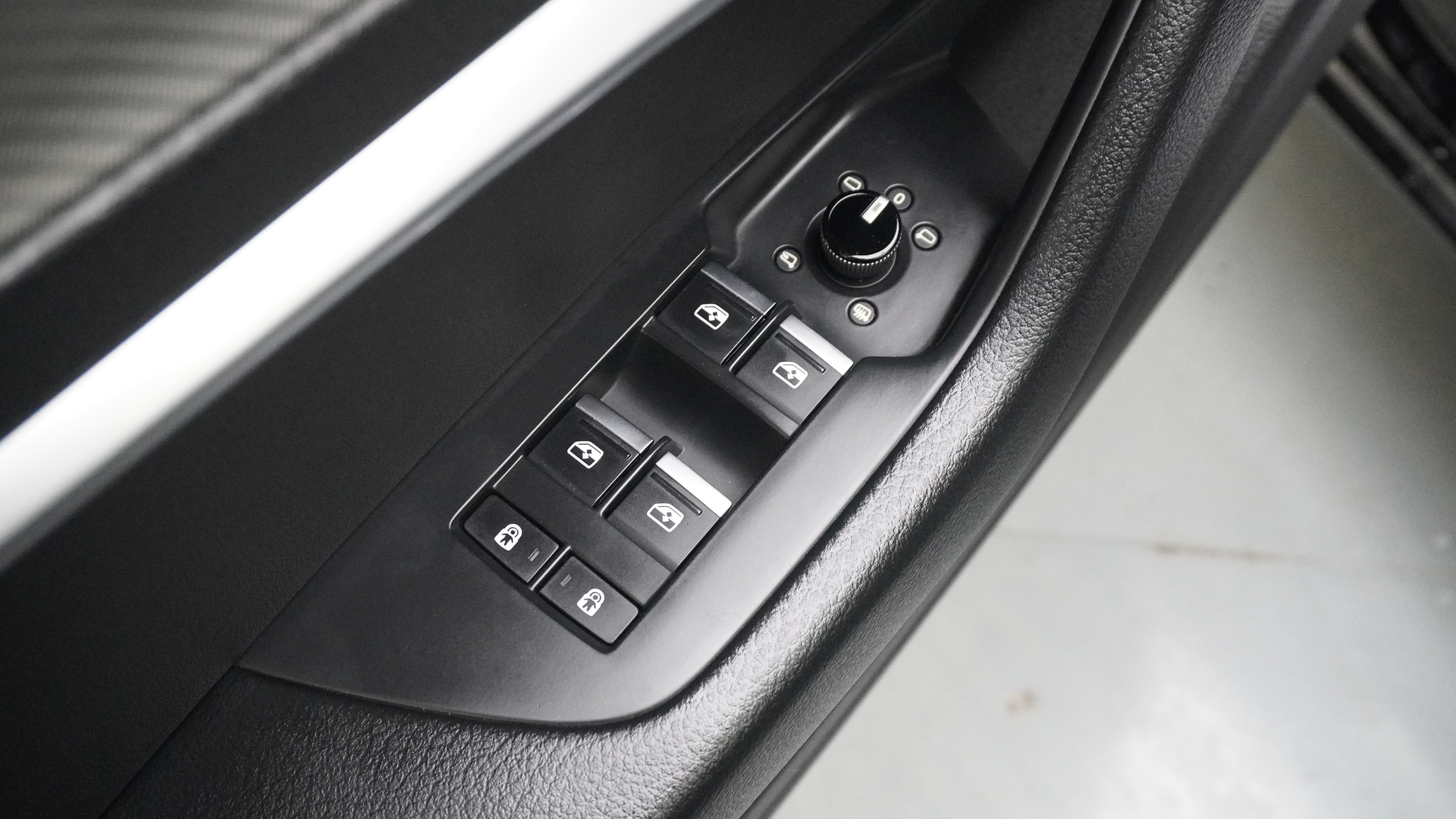Audi A6L 2021 car image #18