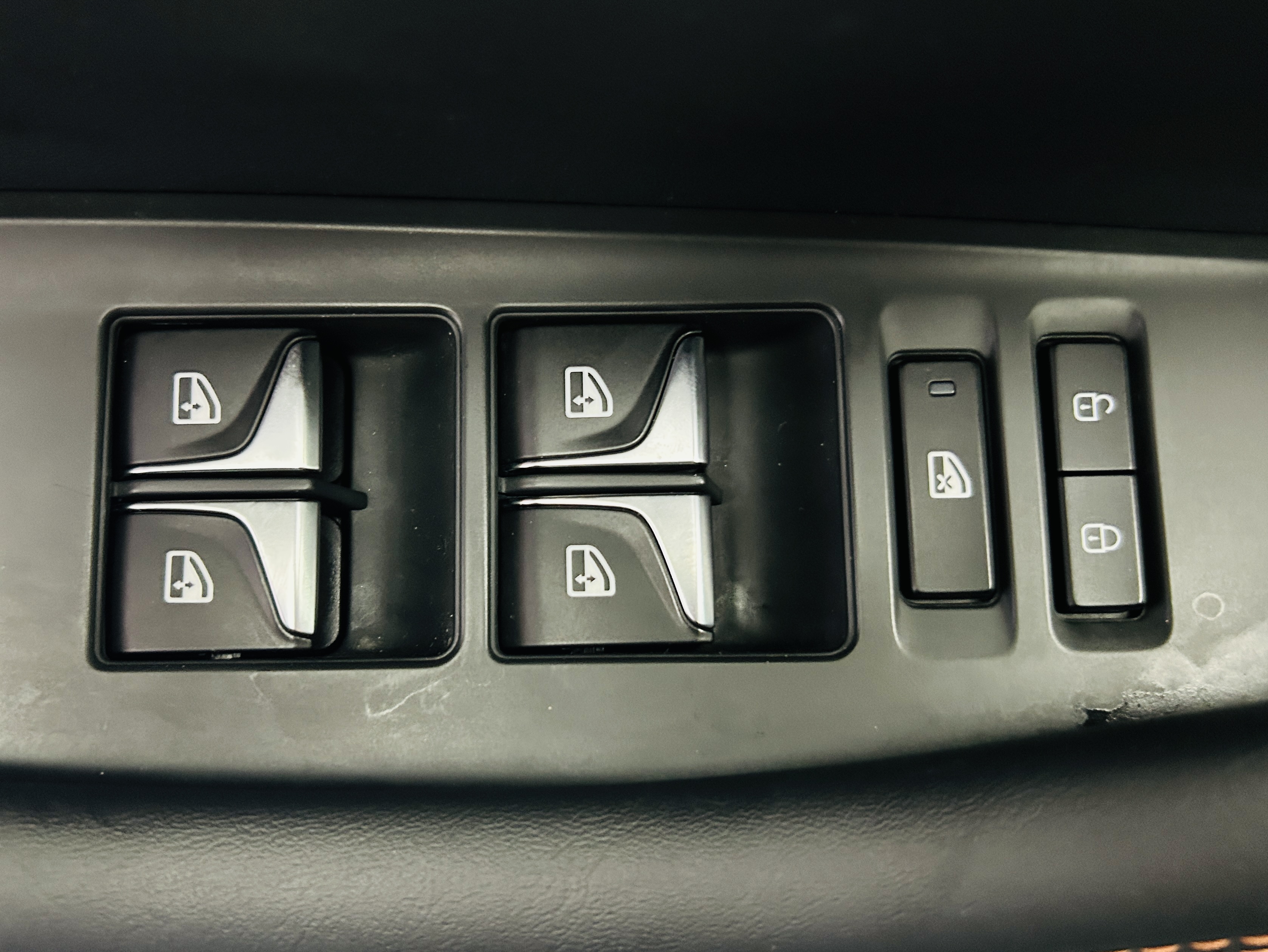 Changan UNI-K 2023 car image #18