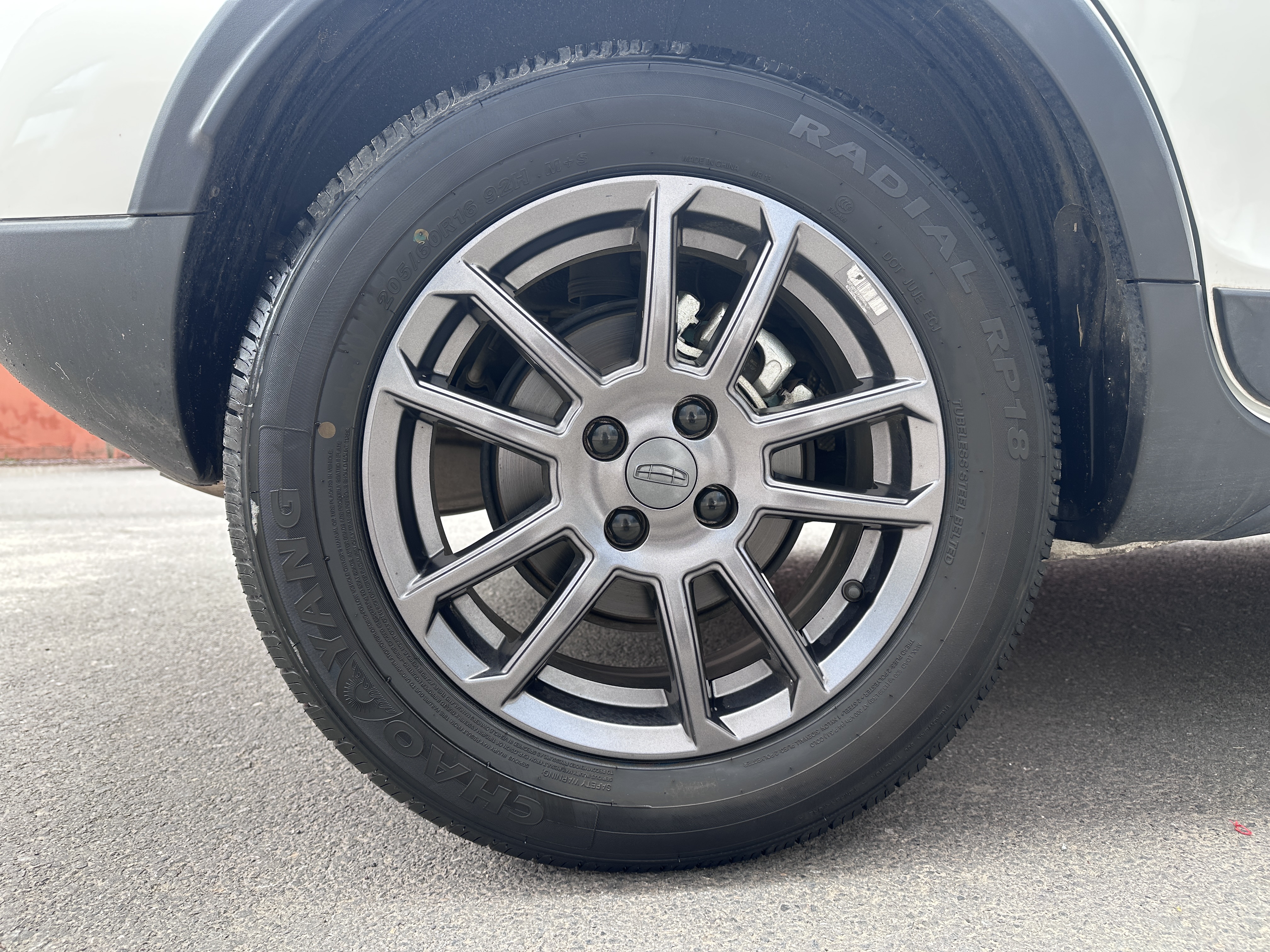 GEELY Vision X3 2022 car image #18