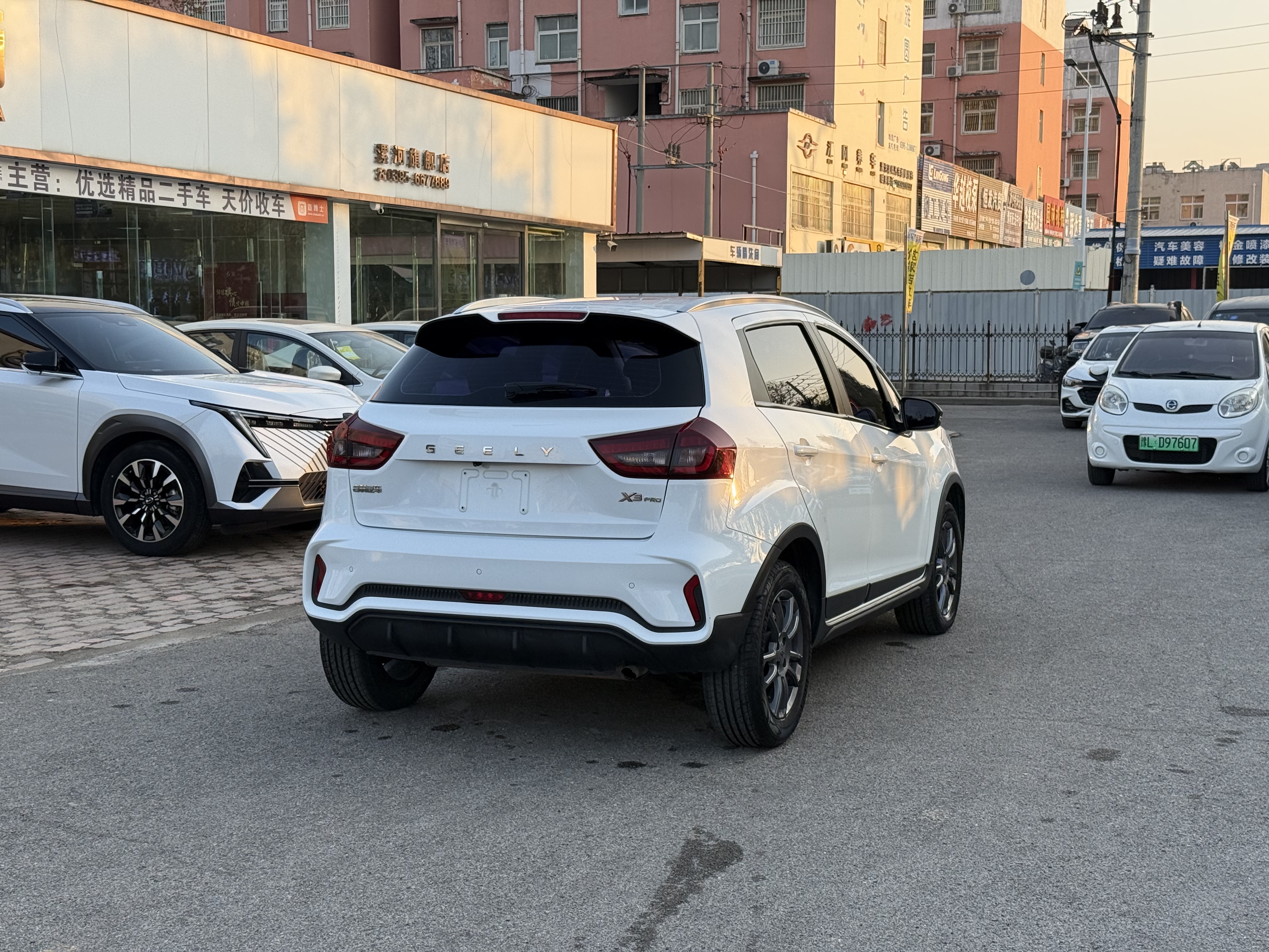 Vision X3 2021 immagine di auto #18