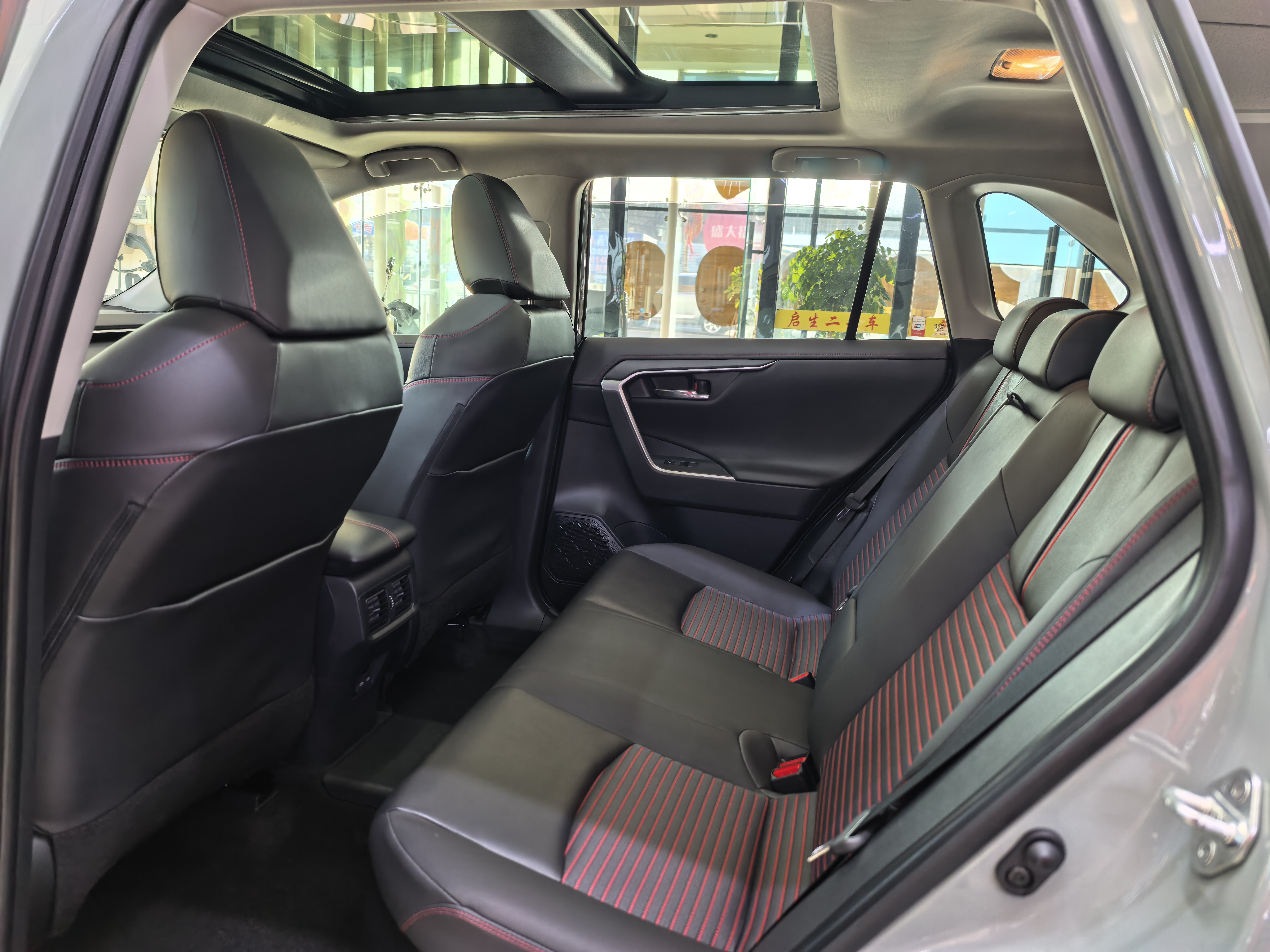 Toyota RAV4 Hybird E+ 2021 car image #18