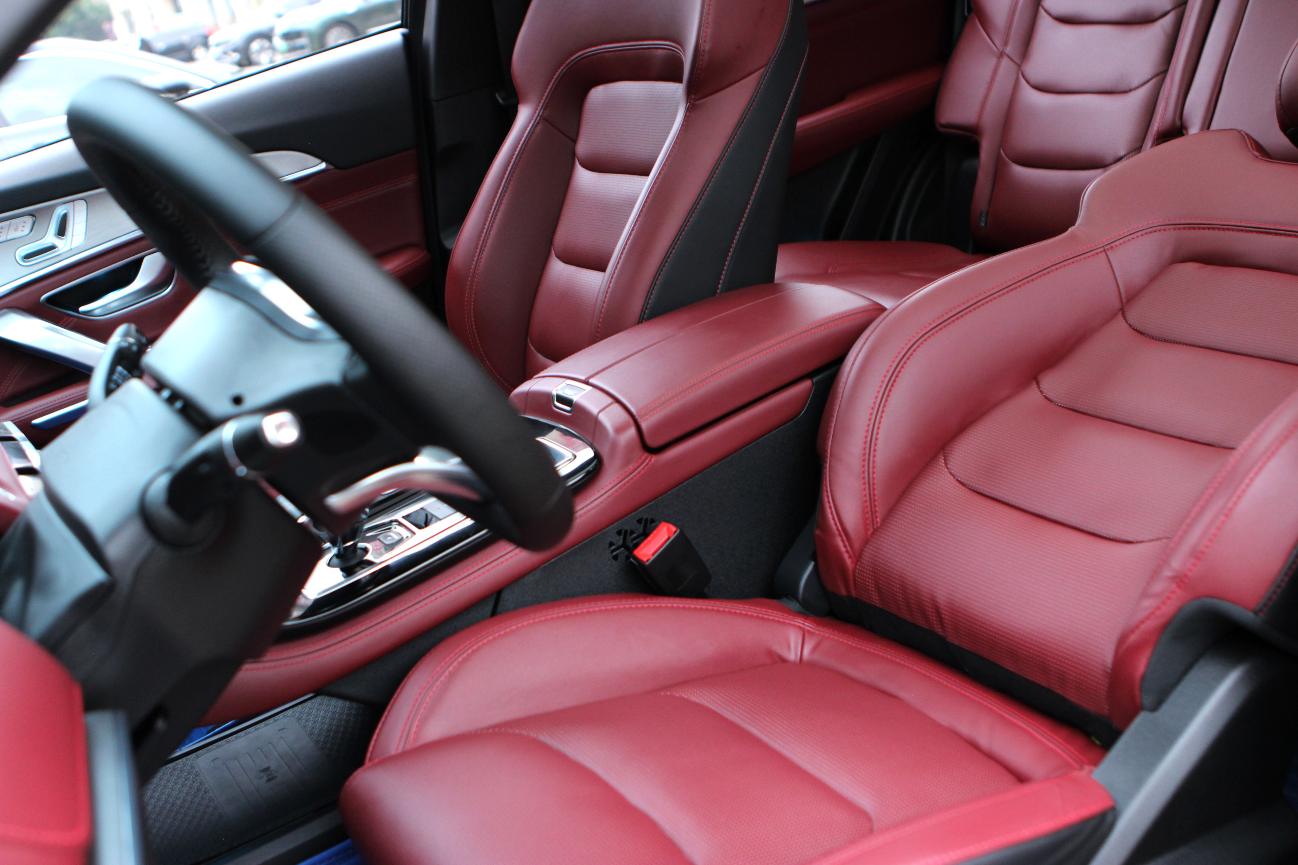 X70 PLUS 2022 car image #18