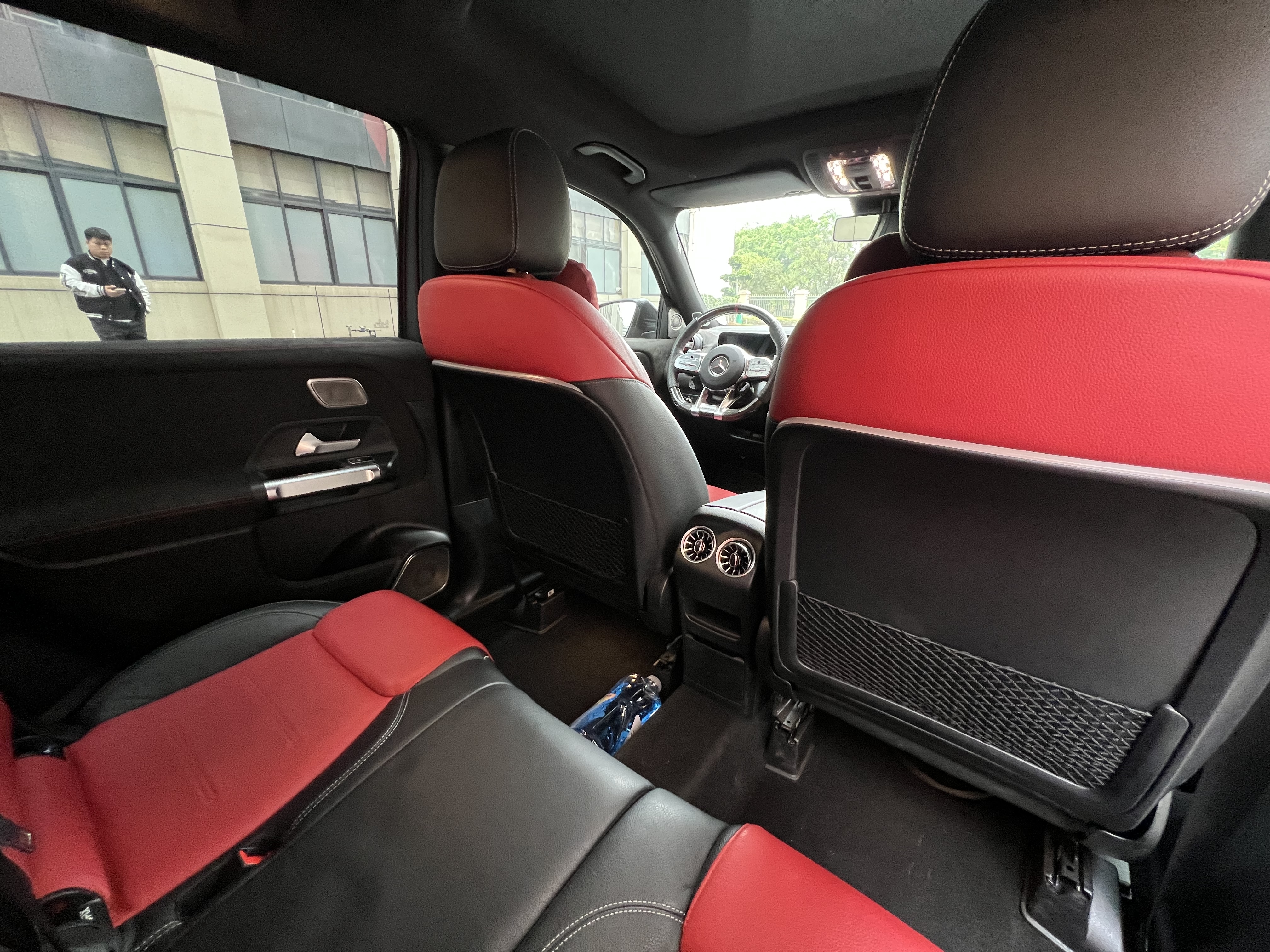 Mercedes-Benz GLB AMG 2021 صورة سيارة #18