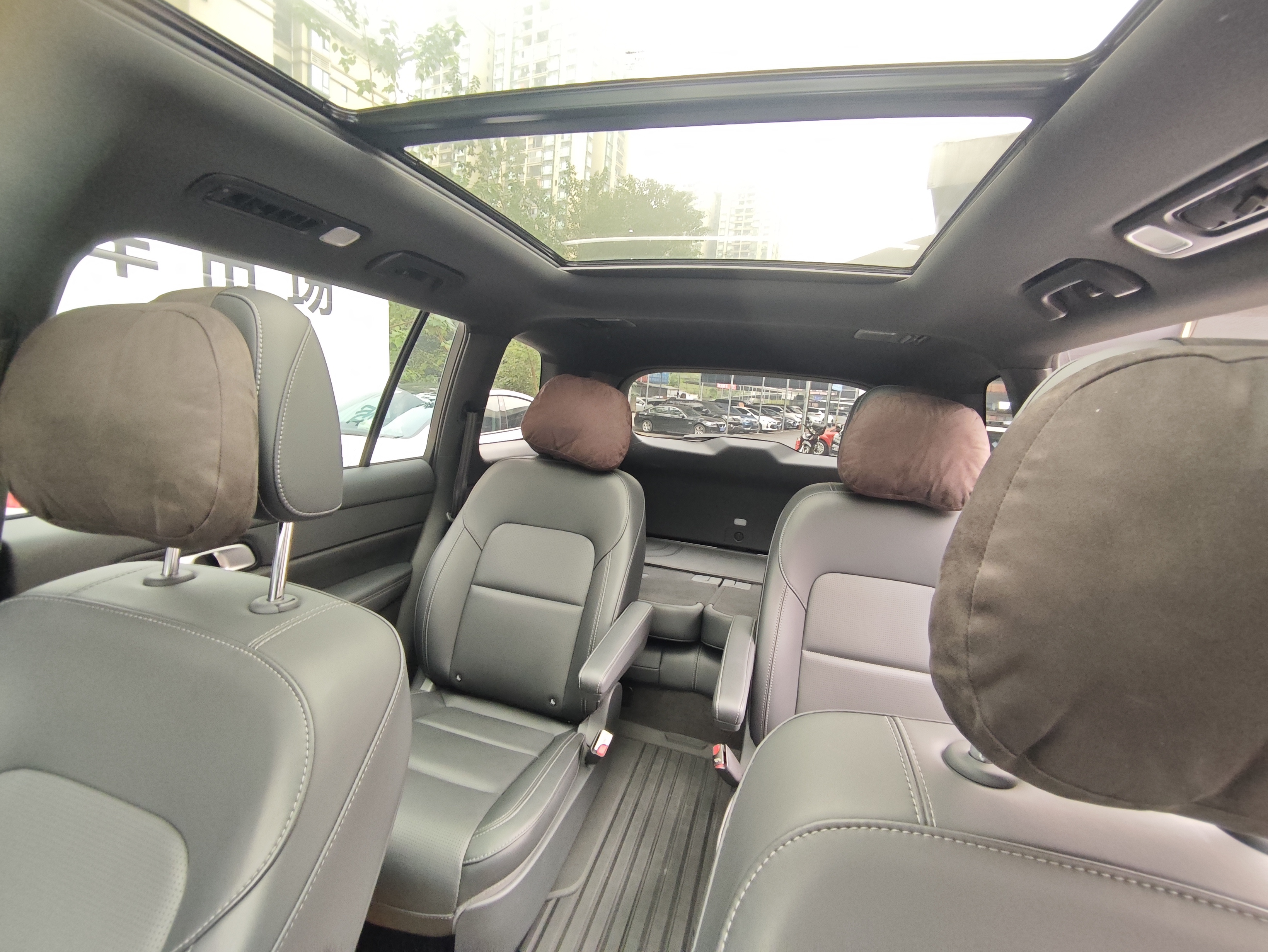 理想汽车 理想ONE 2022 汽车图片 #18