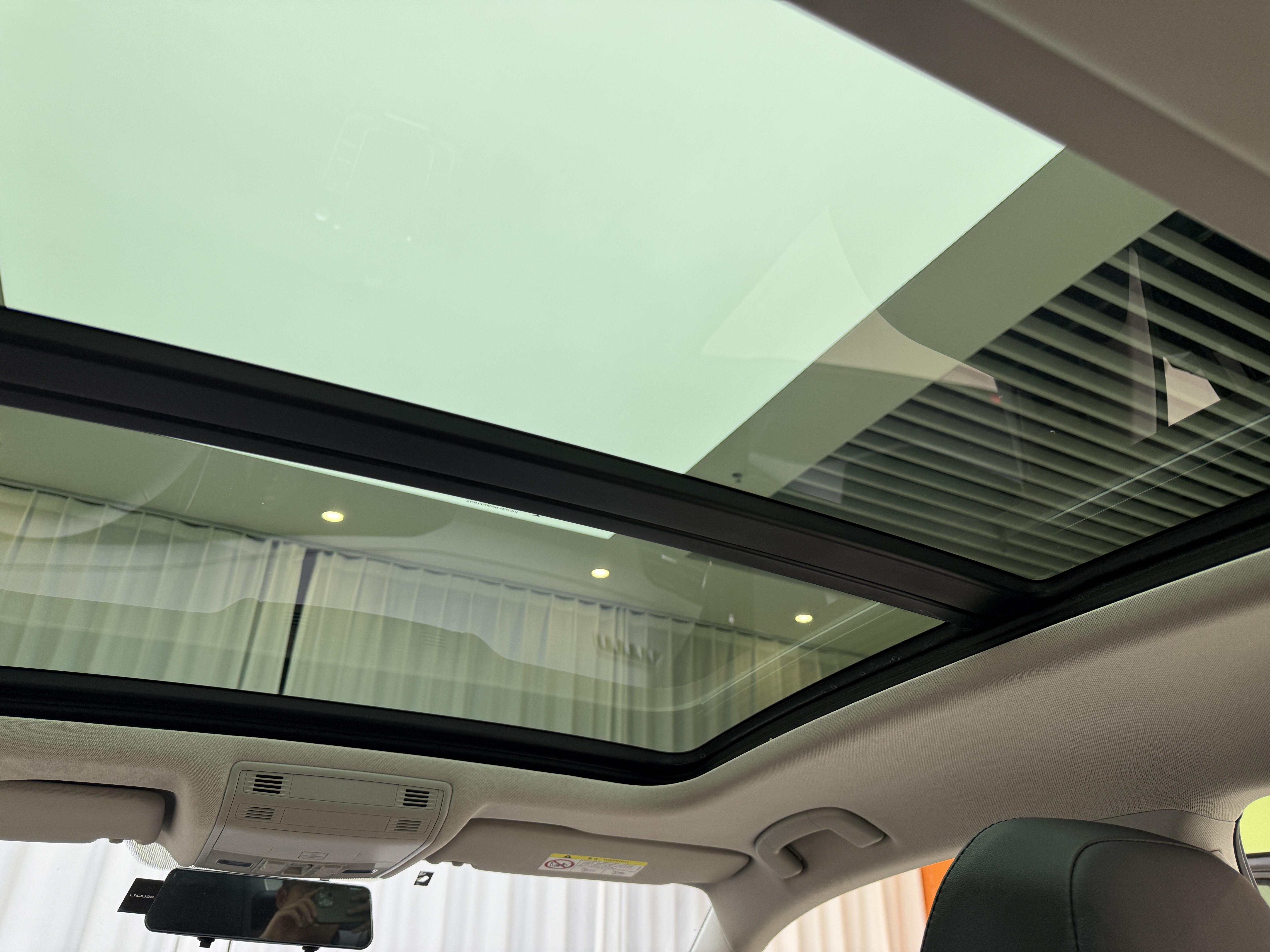 Volkswagen Sagitar 2022 car image #18