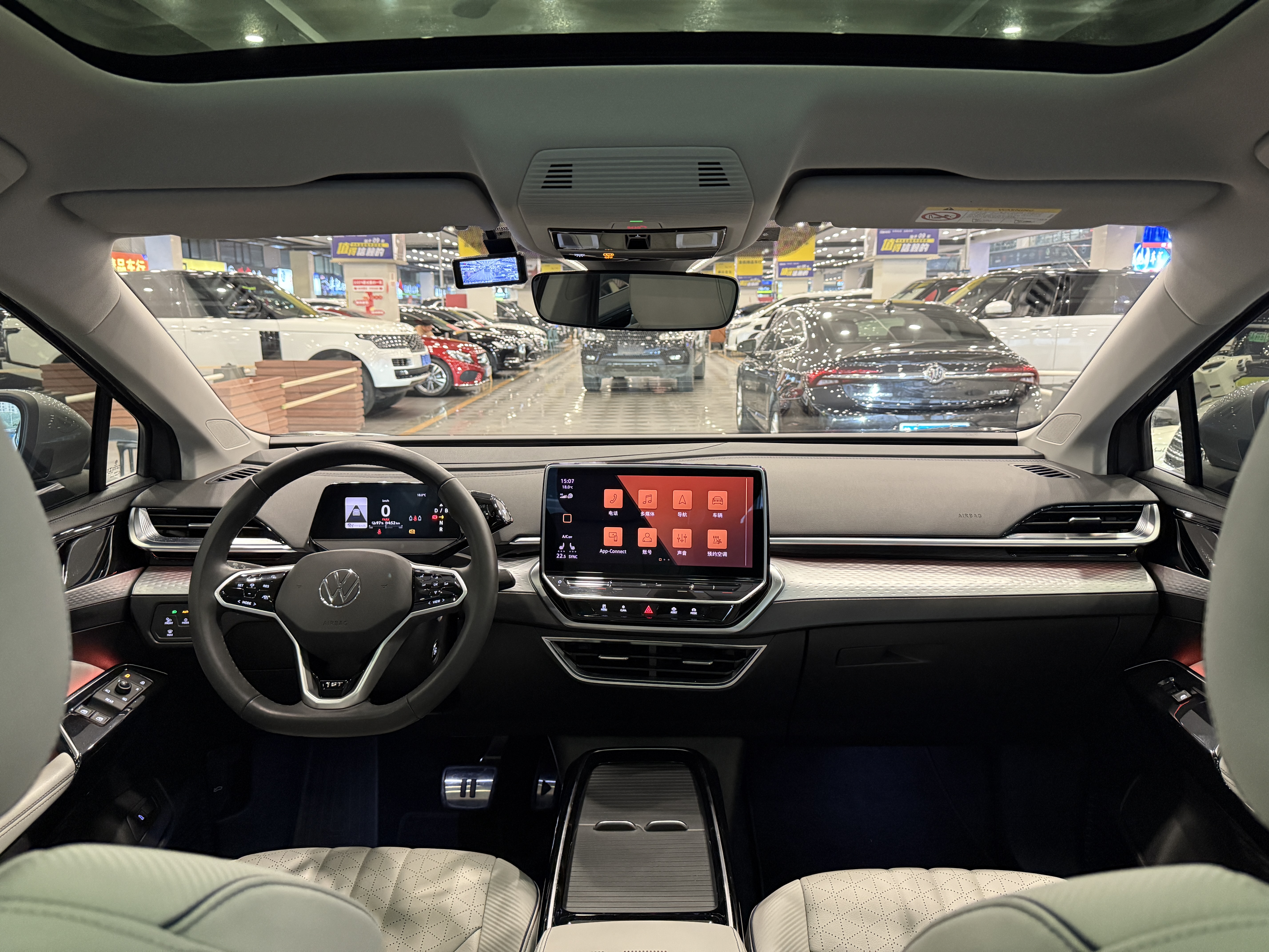 Volkswagen ID.6 X 2021 #18 Volkswagen ID.6 X 2021 car image #18