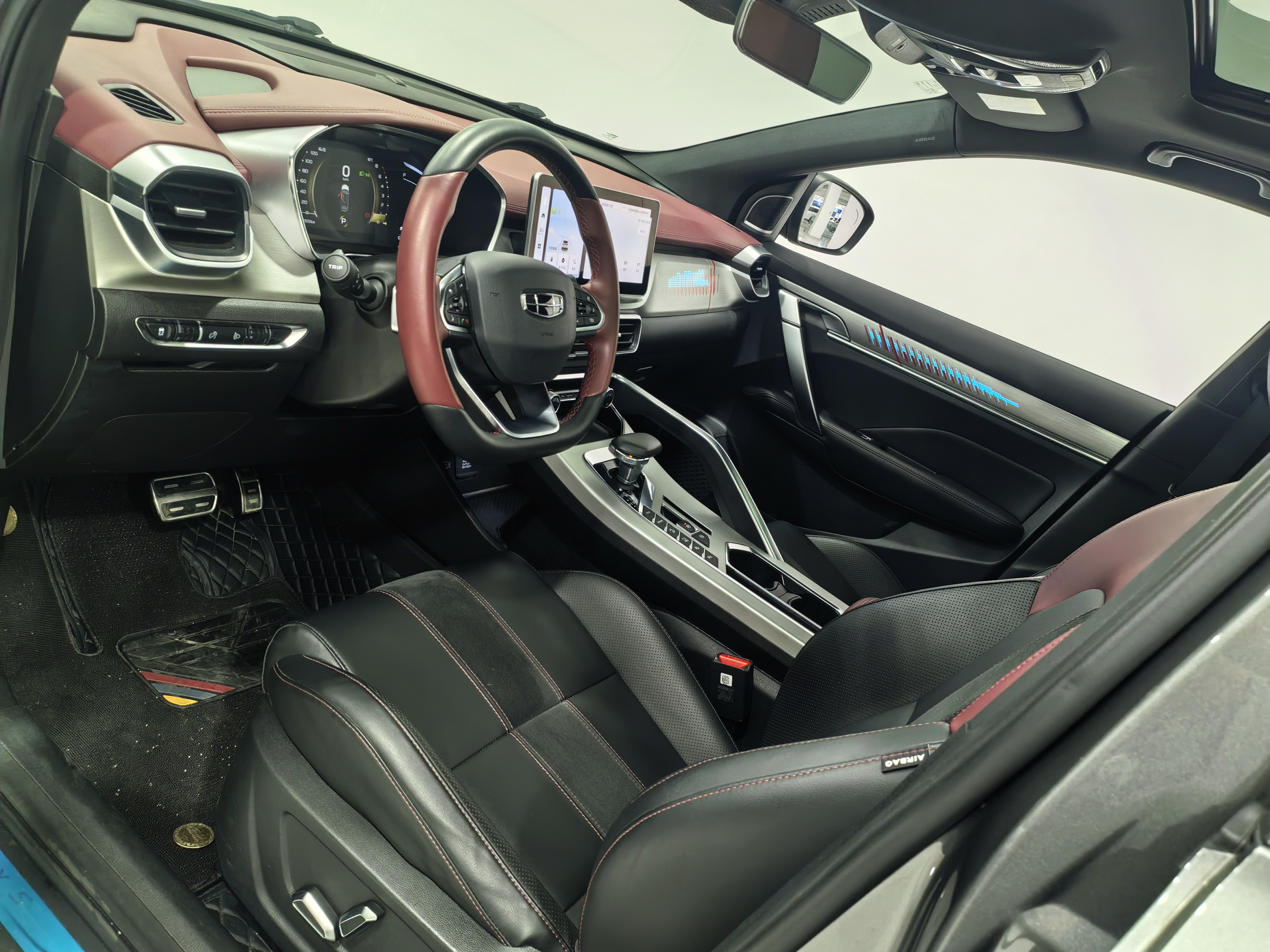 GEELY Coolray 2022 #18 GEELY Coolray 2022 car image #18