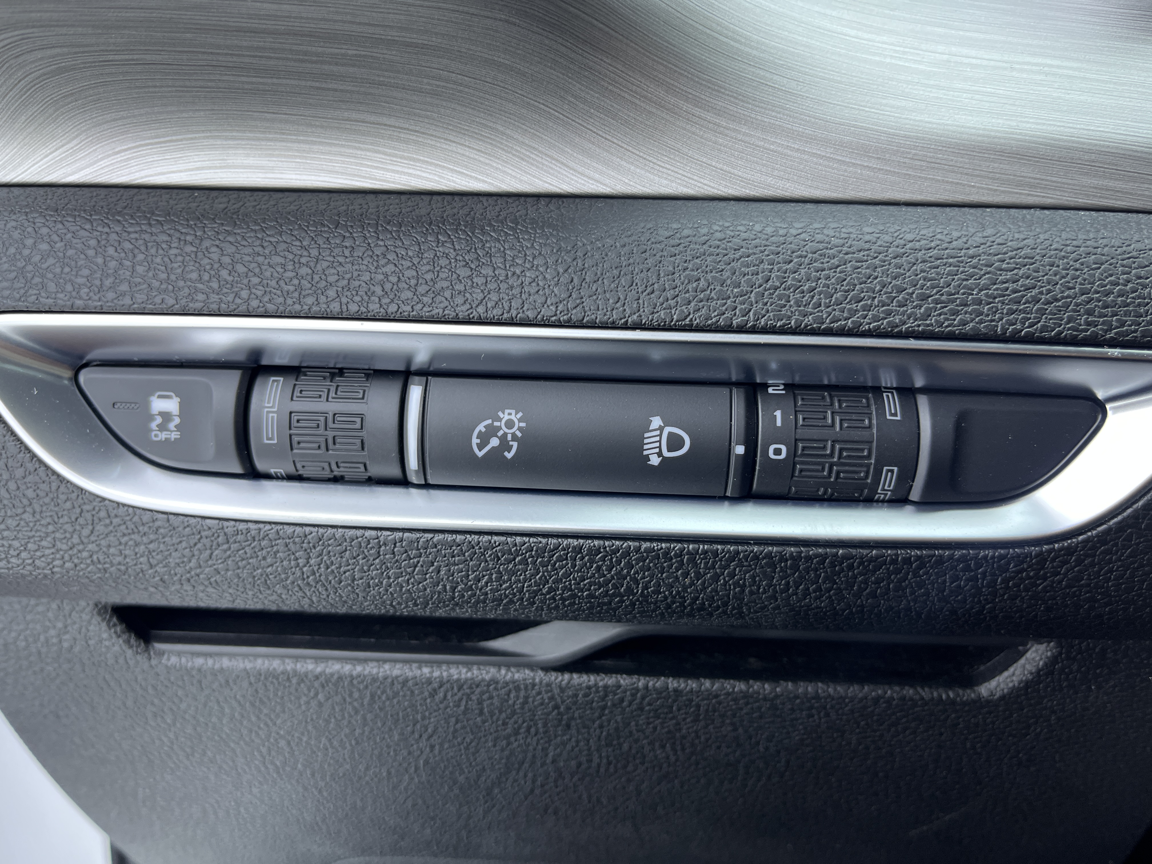 GEELY Coolray 2022 #18 GEELY Coolray 2022 car image #18