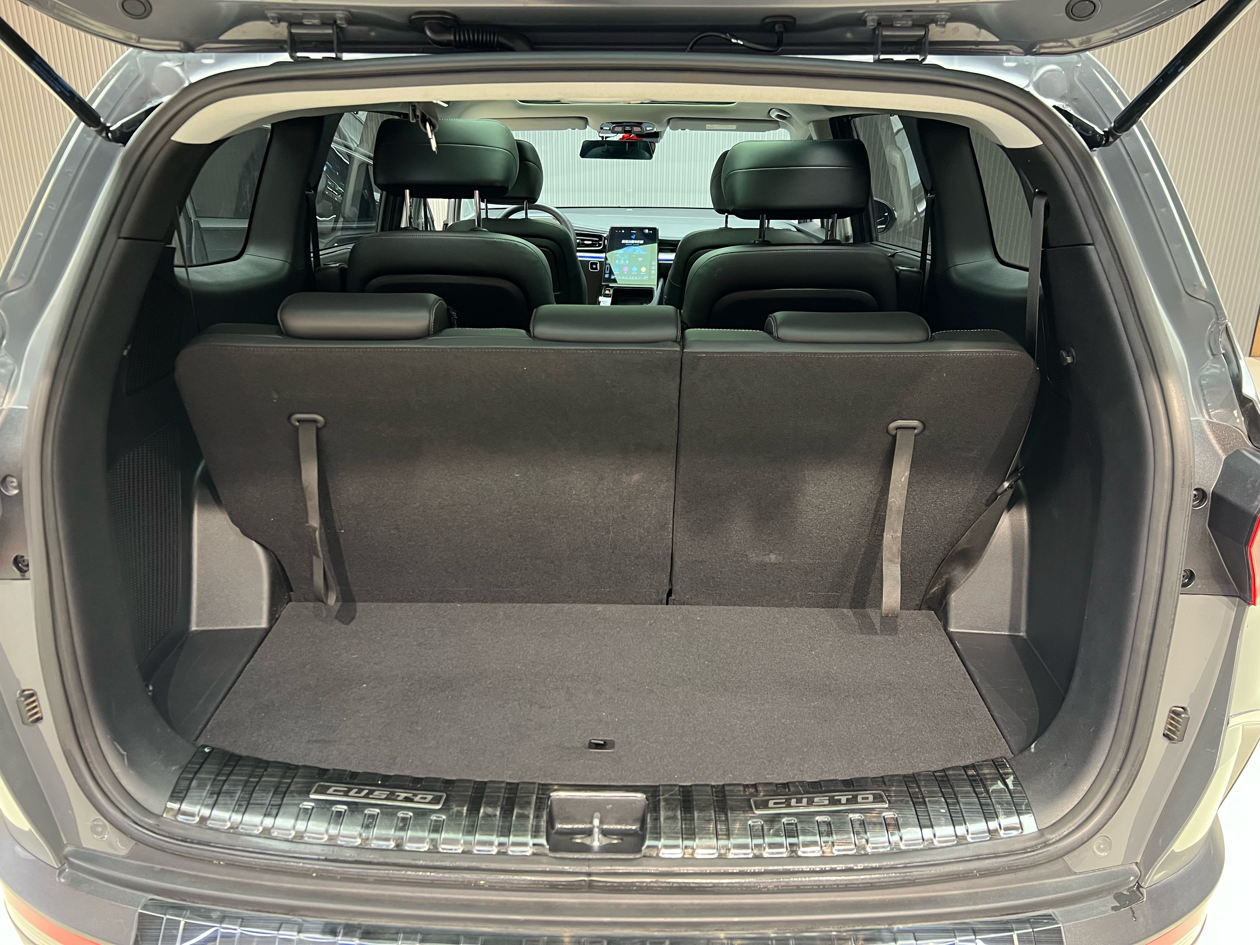 Hyundai Custo 2023 #18 Hyundai Custo 2023 car image #18