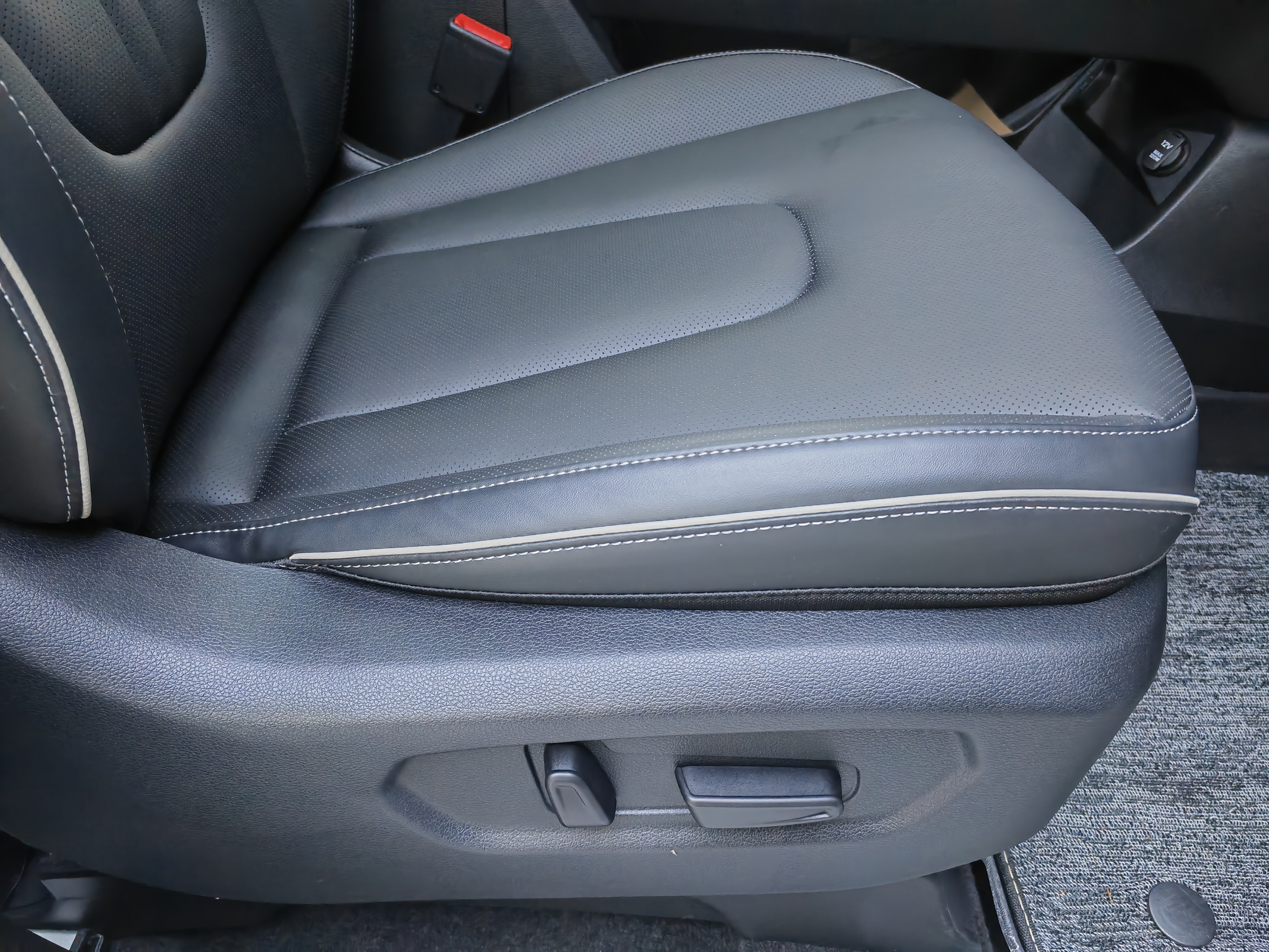 Hyundai Custo 2023 immagine di auto #18