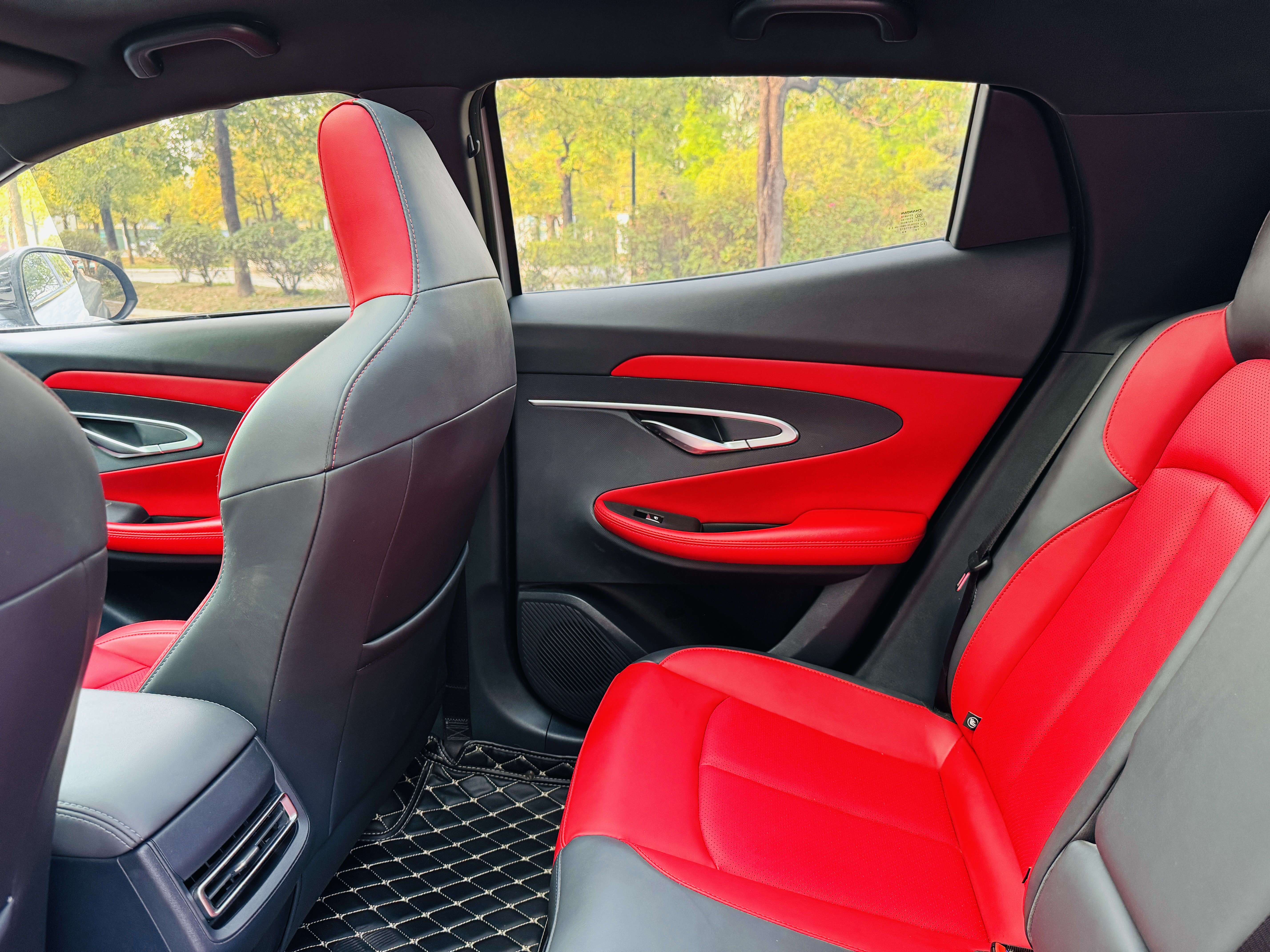 Changan UNI-T 2021 imagem de carro #18