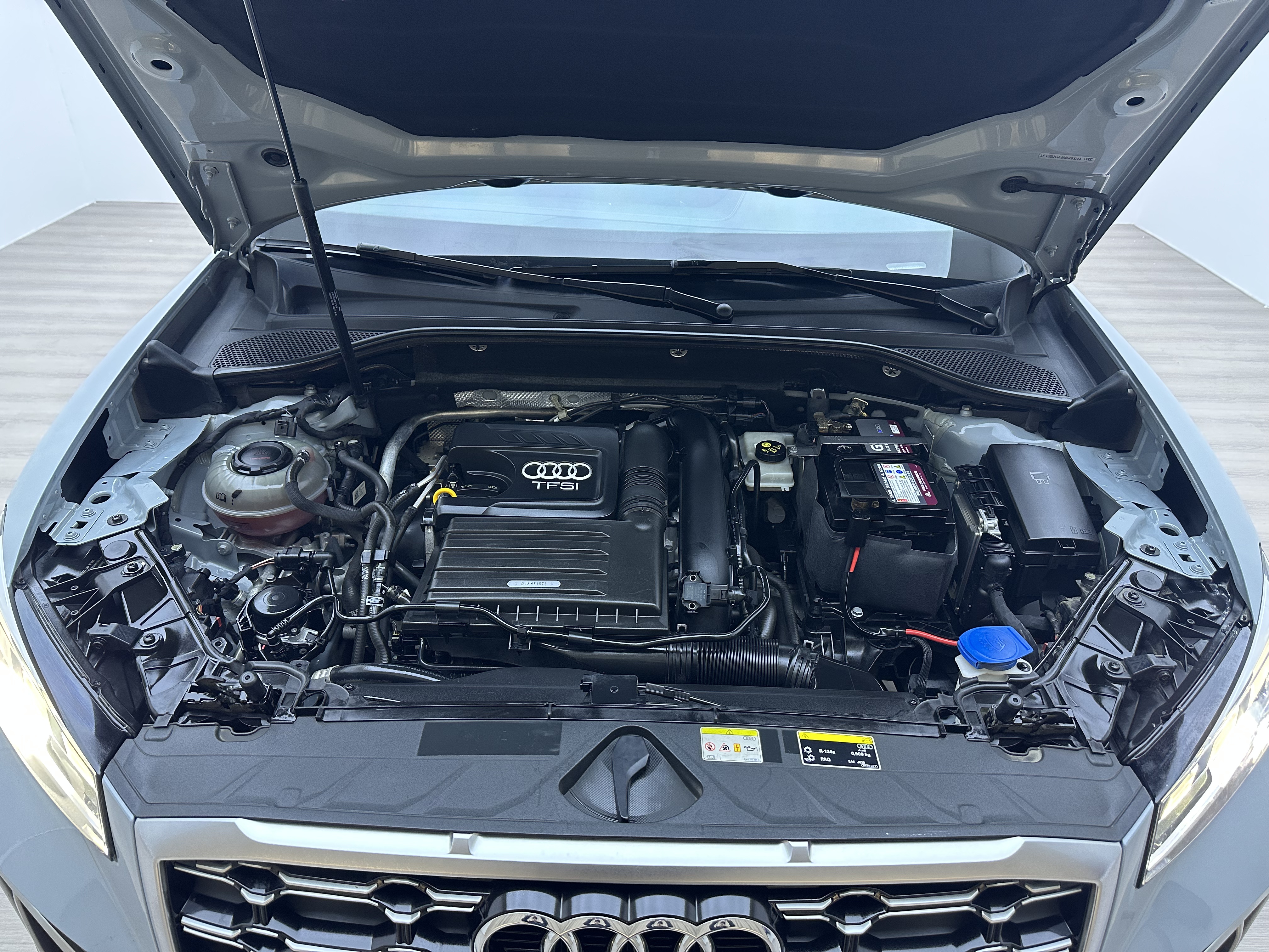 Audi Q2L 2021 car image #18