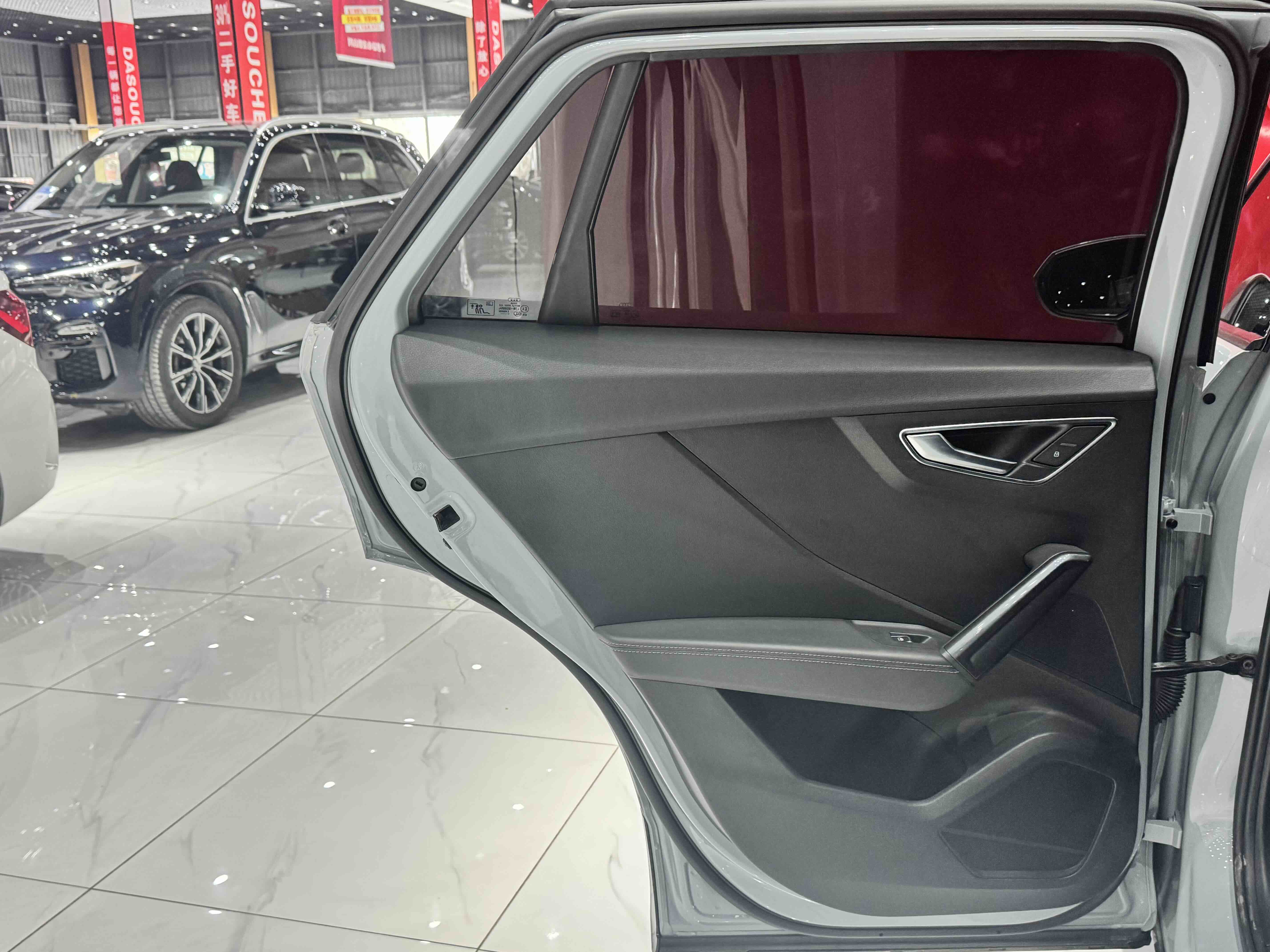 Audi Q2L 2022 imagen de coche #18