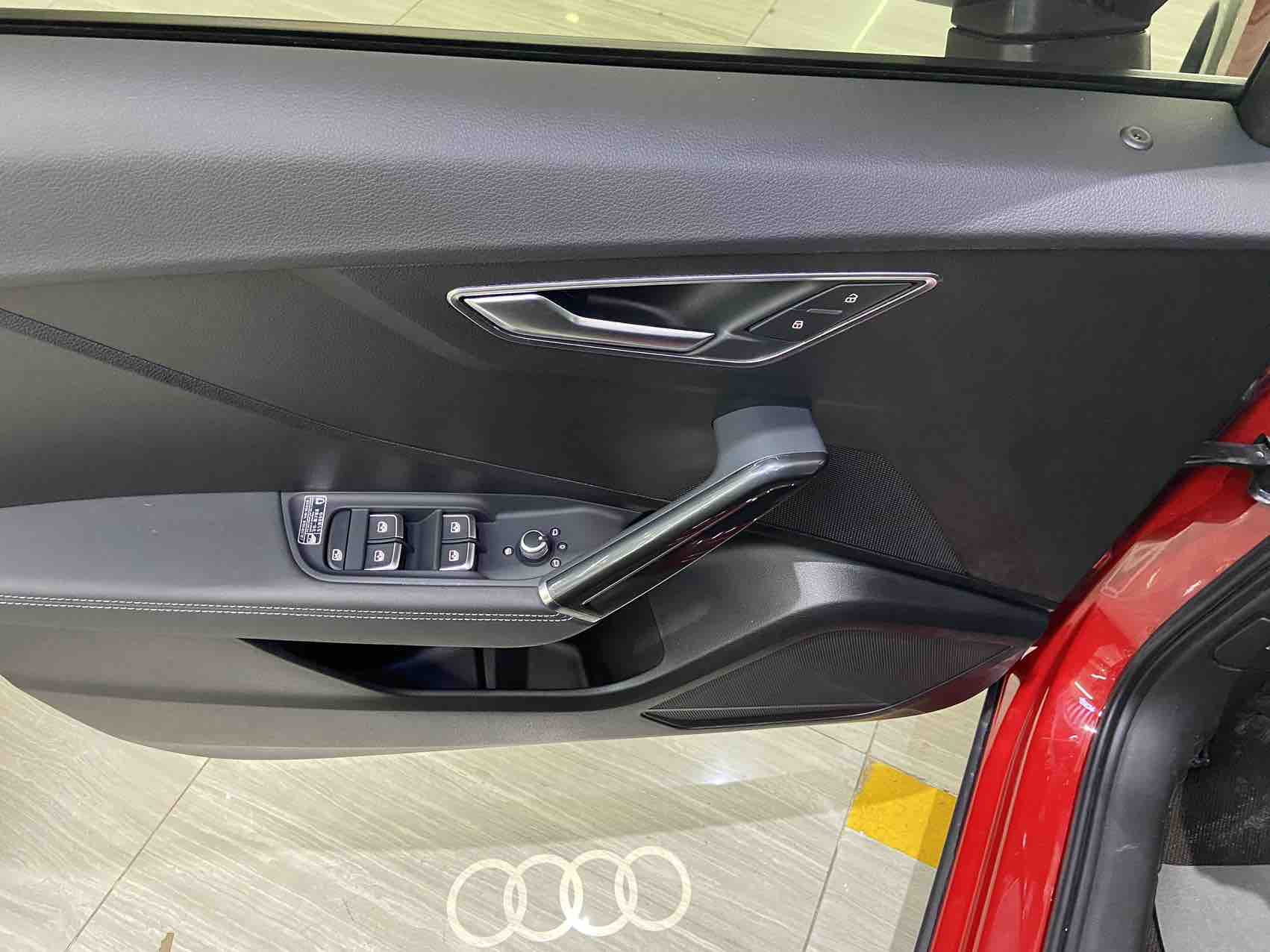 Q2L 2022 #18 Q2L 2022 immagine di auto #18