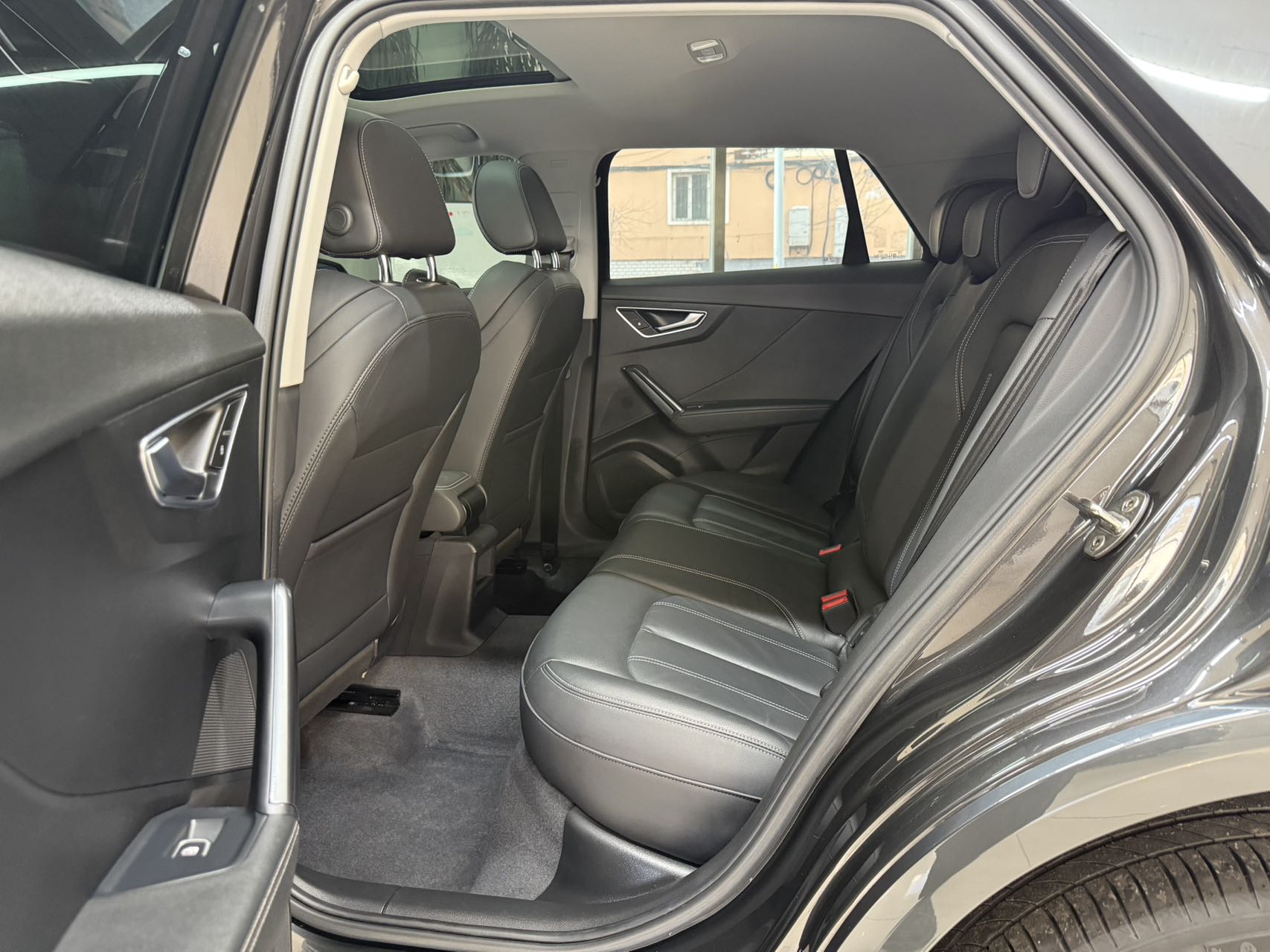 Q2L 2022 car image #18