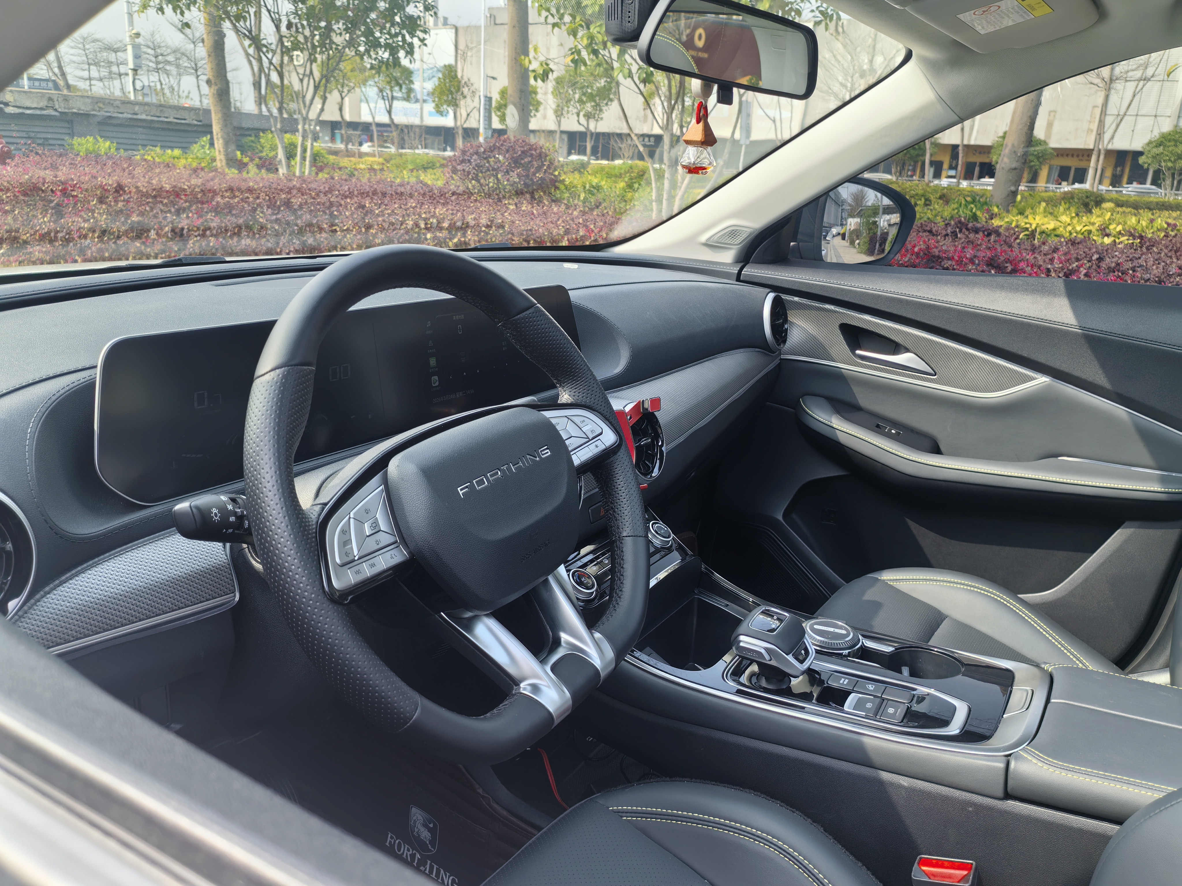 T5 EVO 2023 car image #18