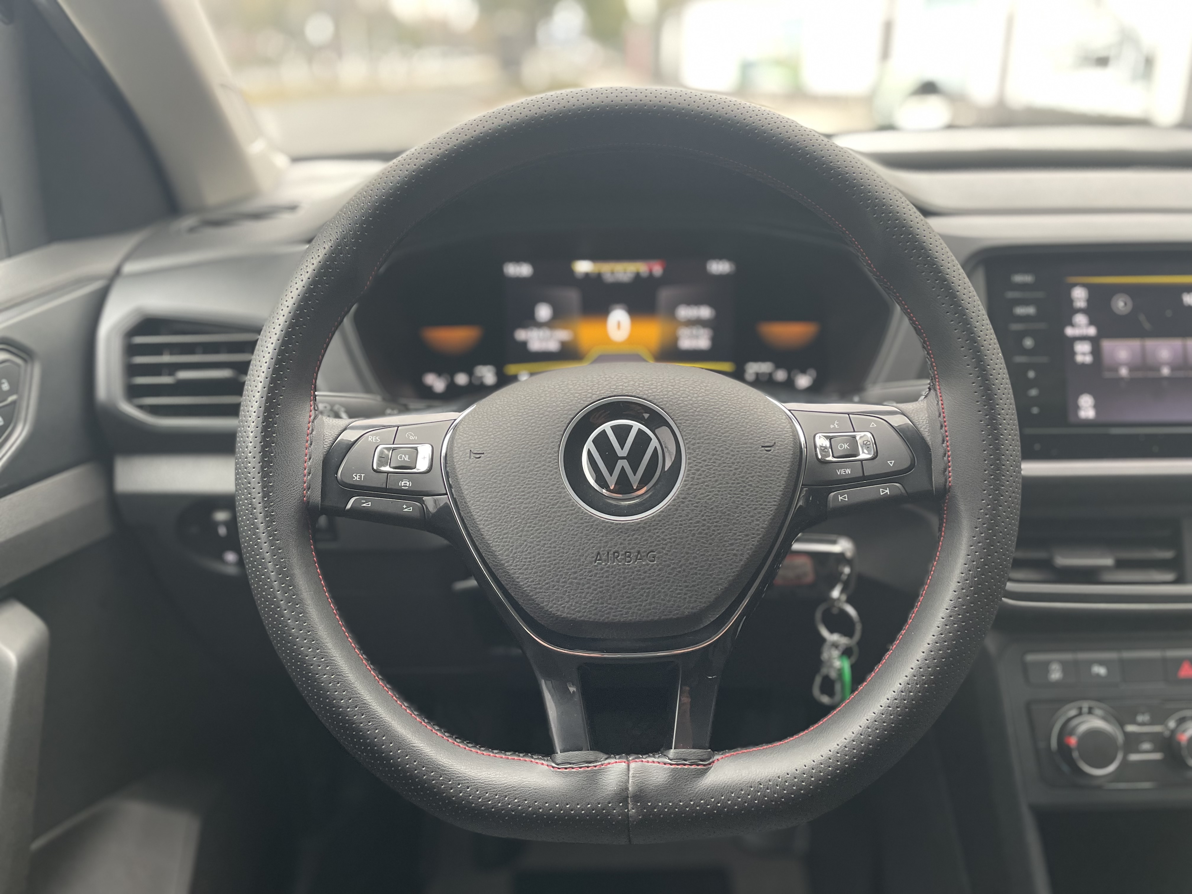 Volkswagen T-Cross 2022 #18 Volkswagen T-Cross 2022 car image #18