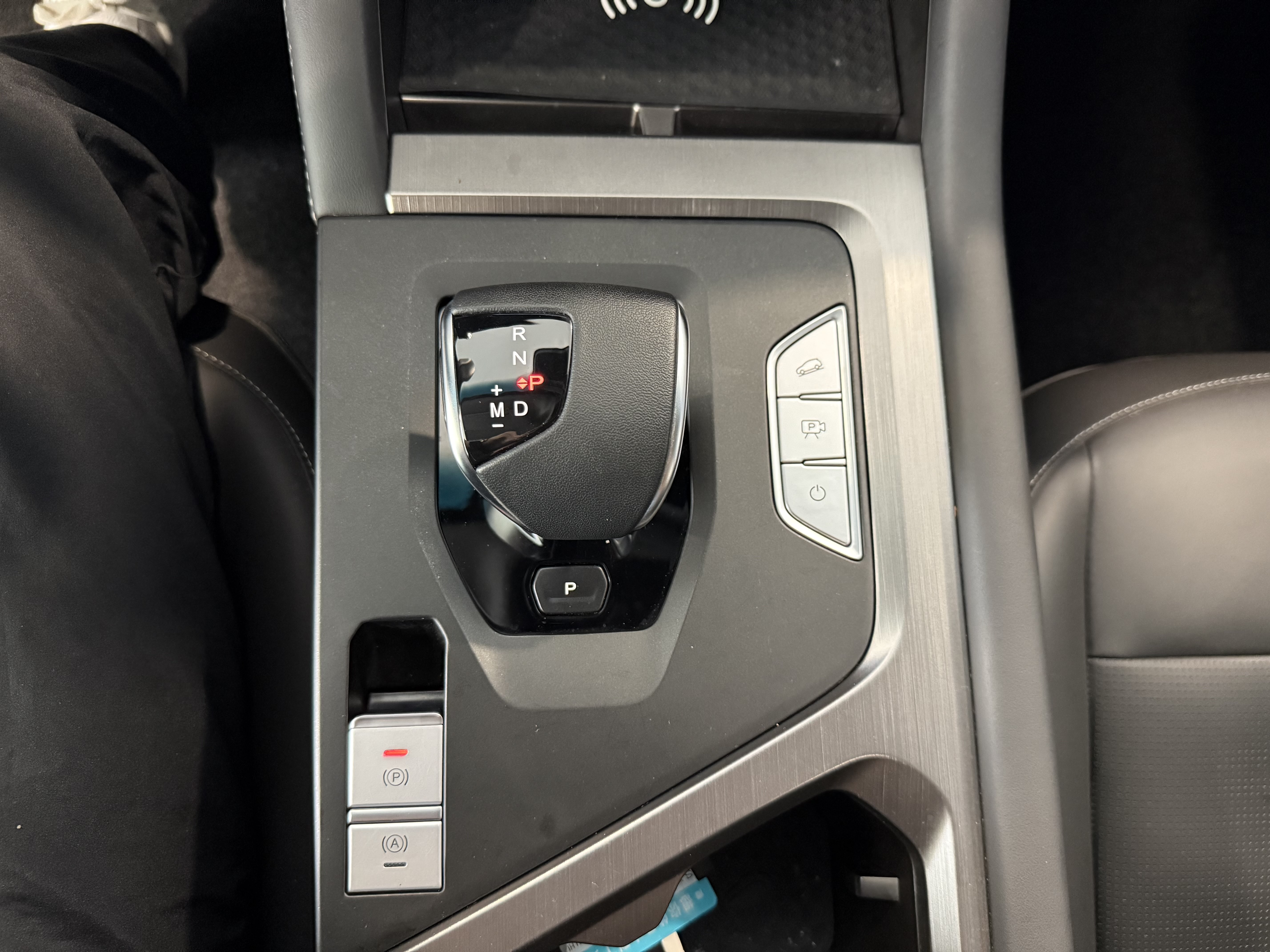 Jetour X90 PLUS 2022 immagine di auto #18